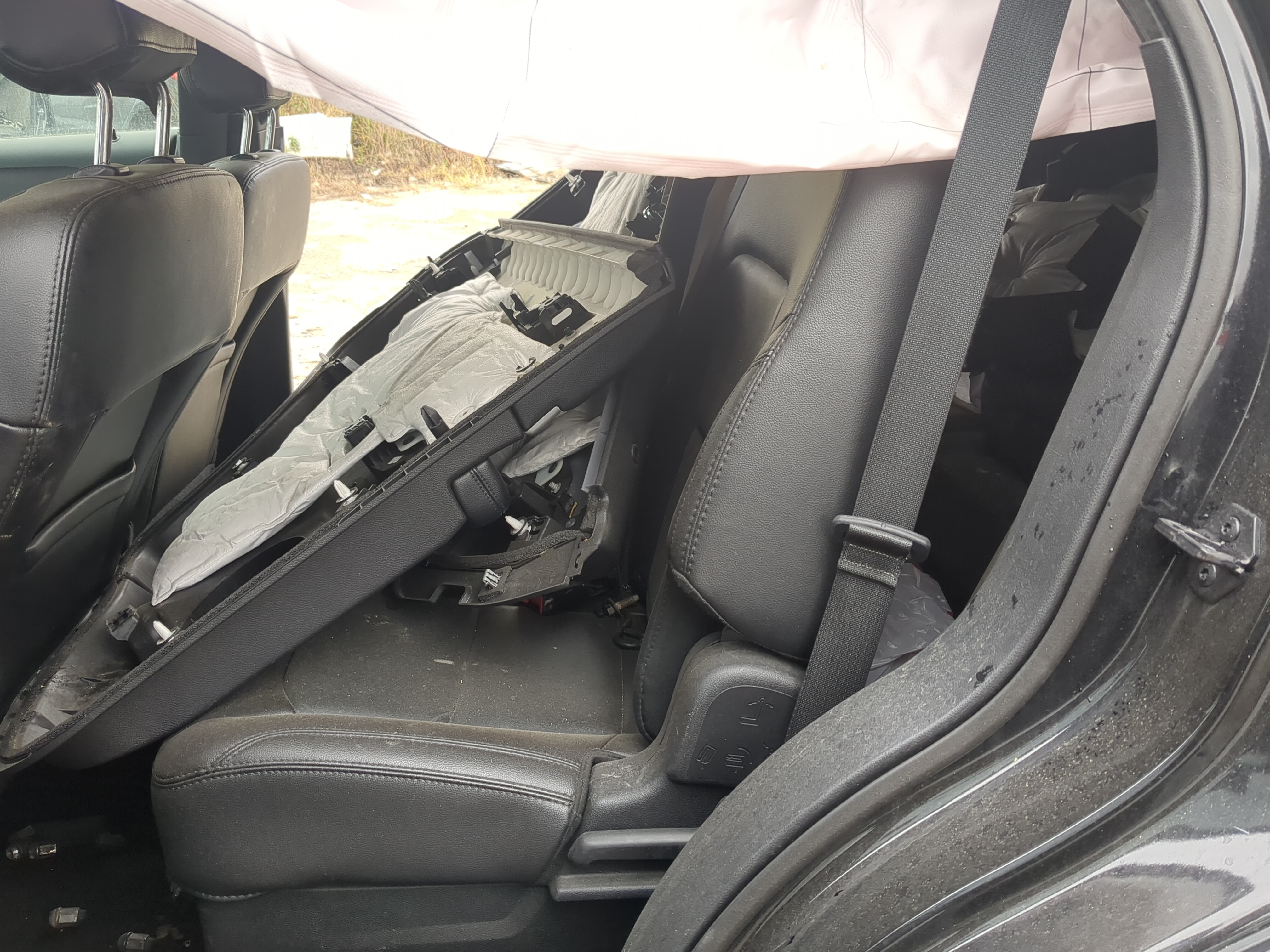 2017 Ford Explorer Rear Seat Oem 928698 - Oemusedautoparts1.com