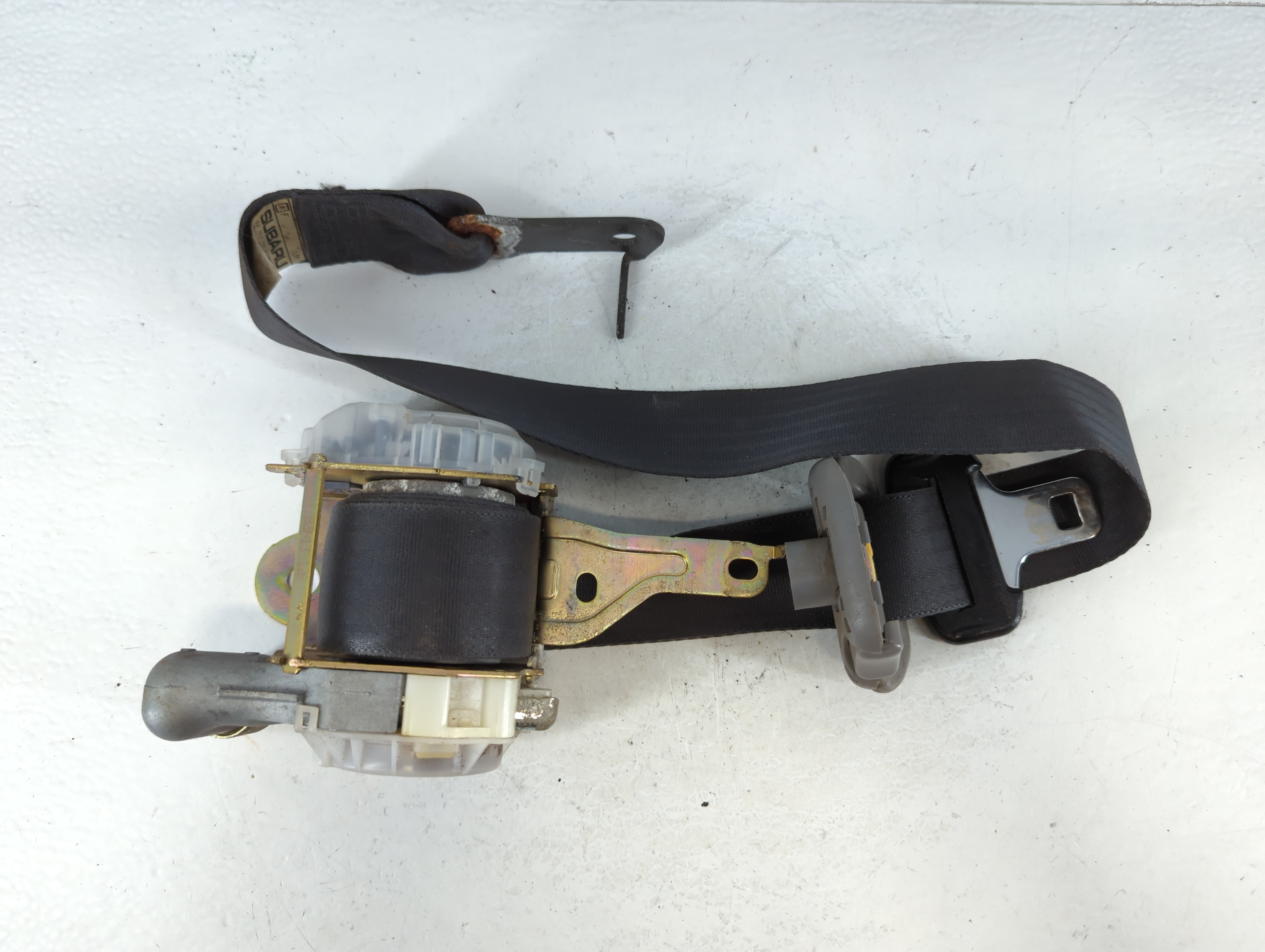 Picture of 2004 Subaru Forester Passenger Right Seat Belt Front Retractor 929059