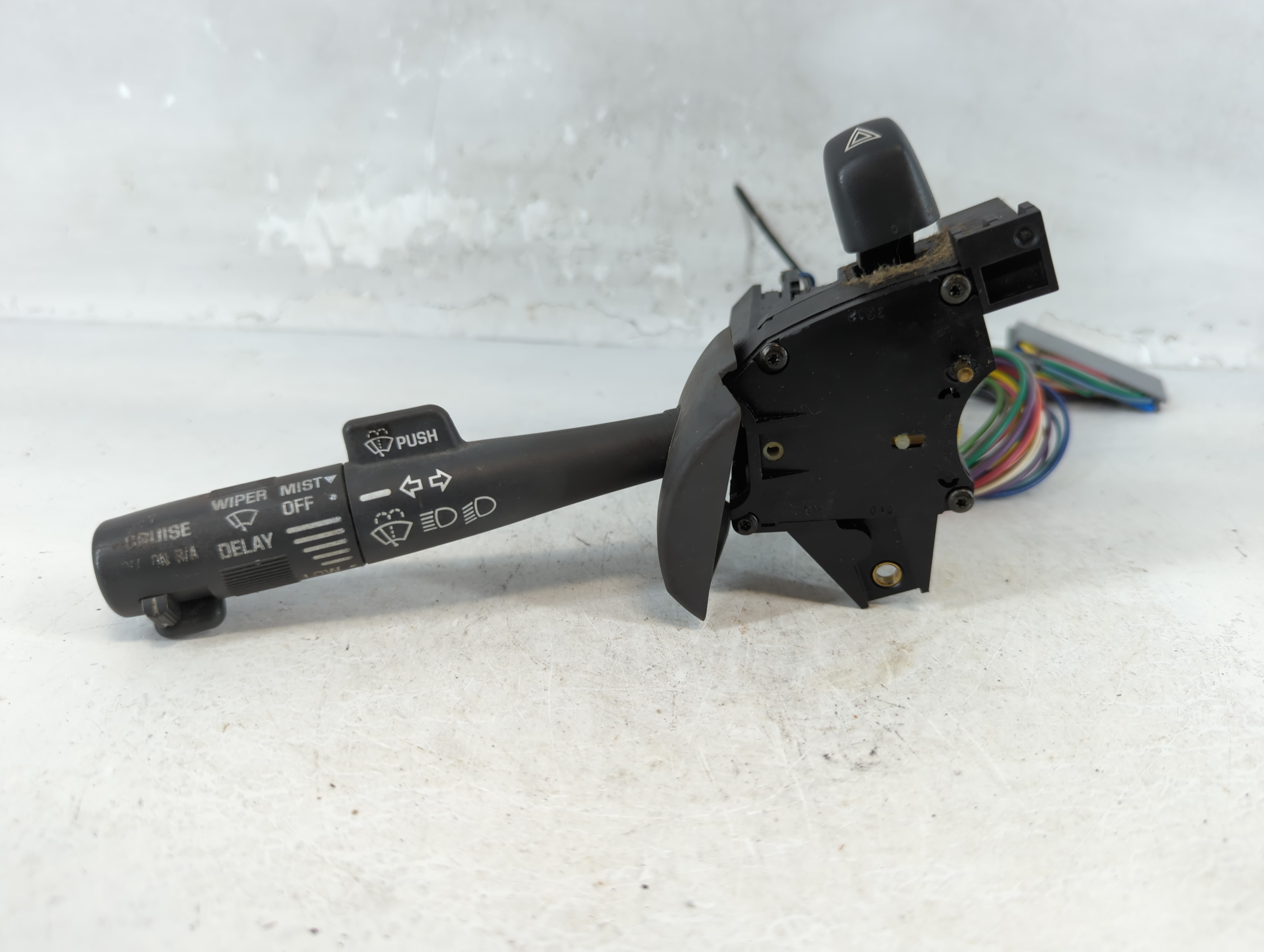 2000-2003 Pontiac Grand Prix Column Switch 929066 - Oemusedautoparts1.com