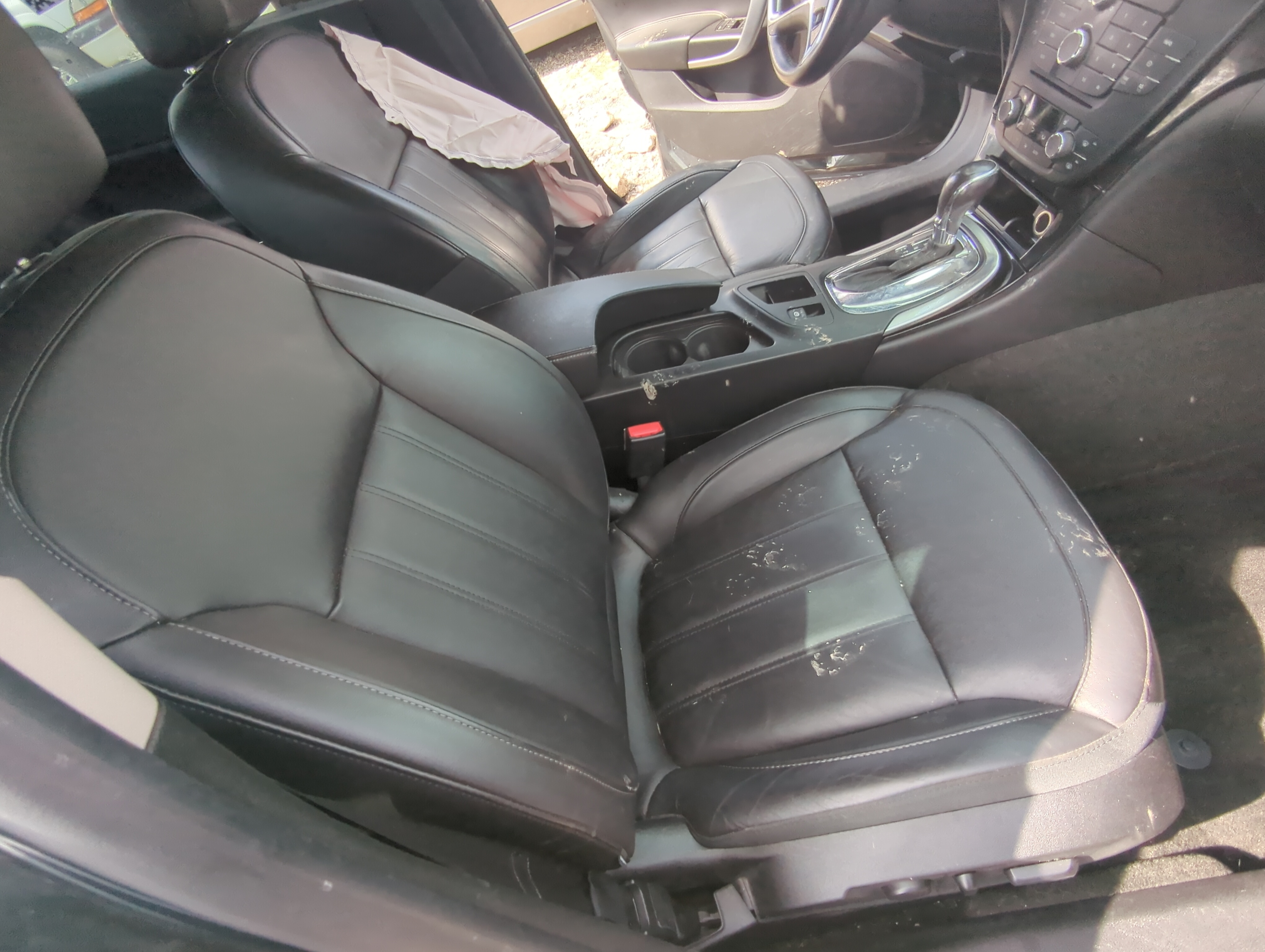 Picture of 2012-2012 Buick Regal Passenger Front Seat Oem 929692