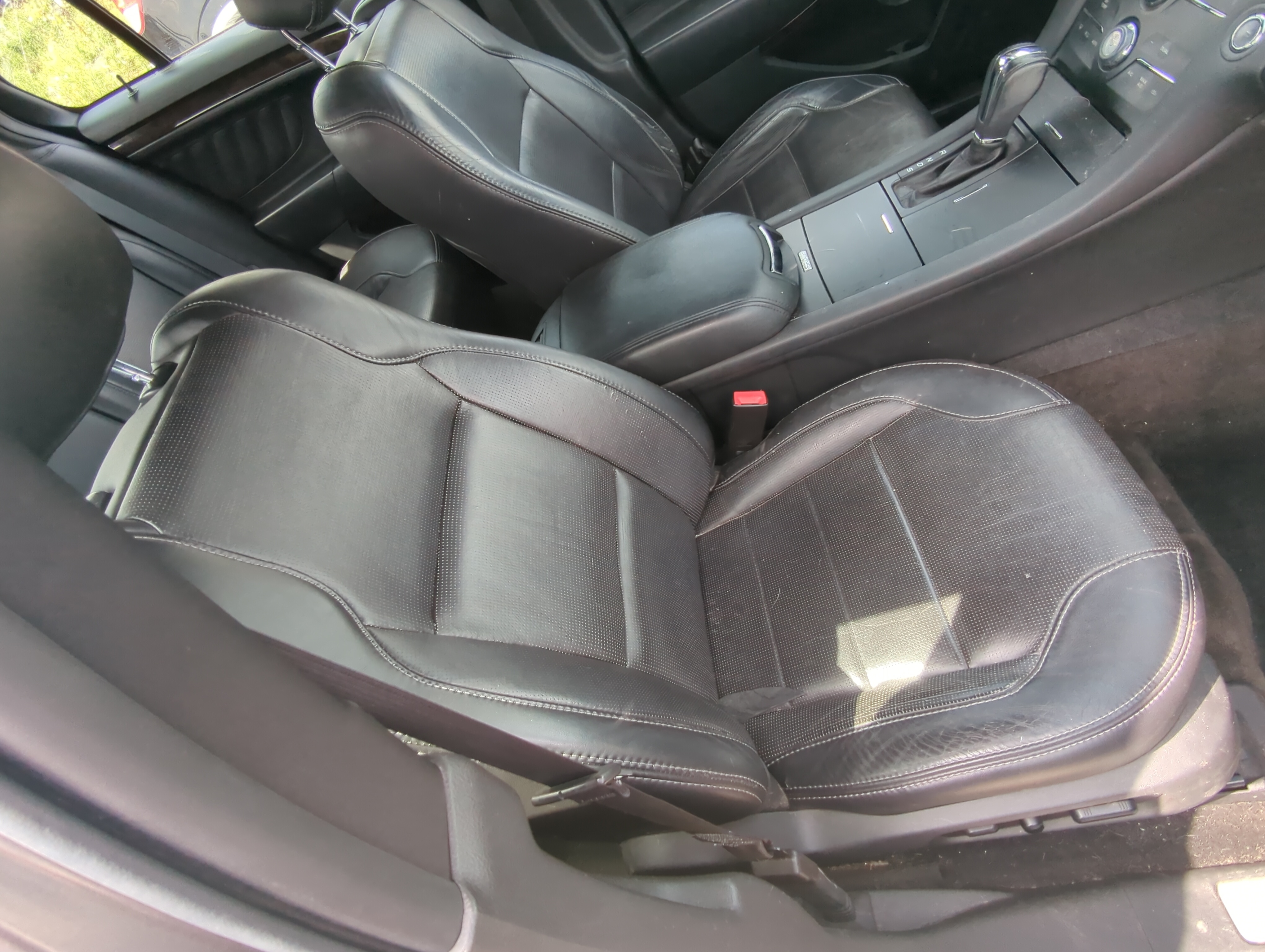 Picture of 2013-2016 Ford Taurus Passenger Front Seat Oem 929818