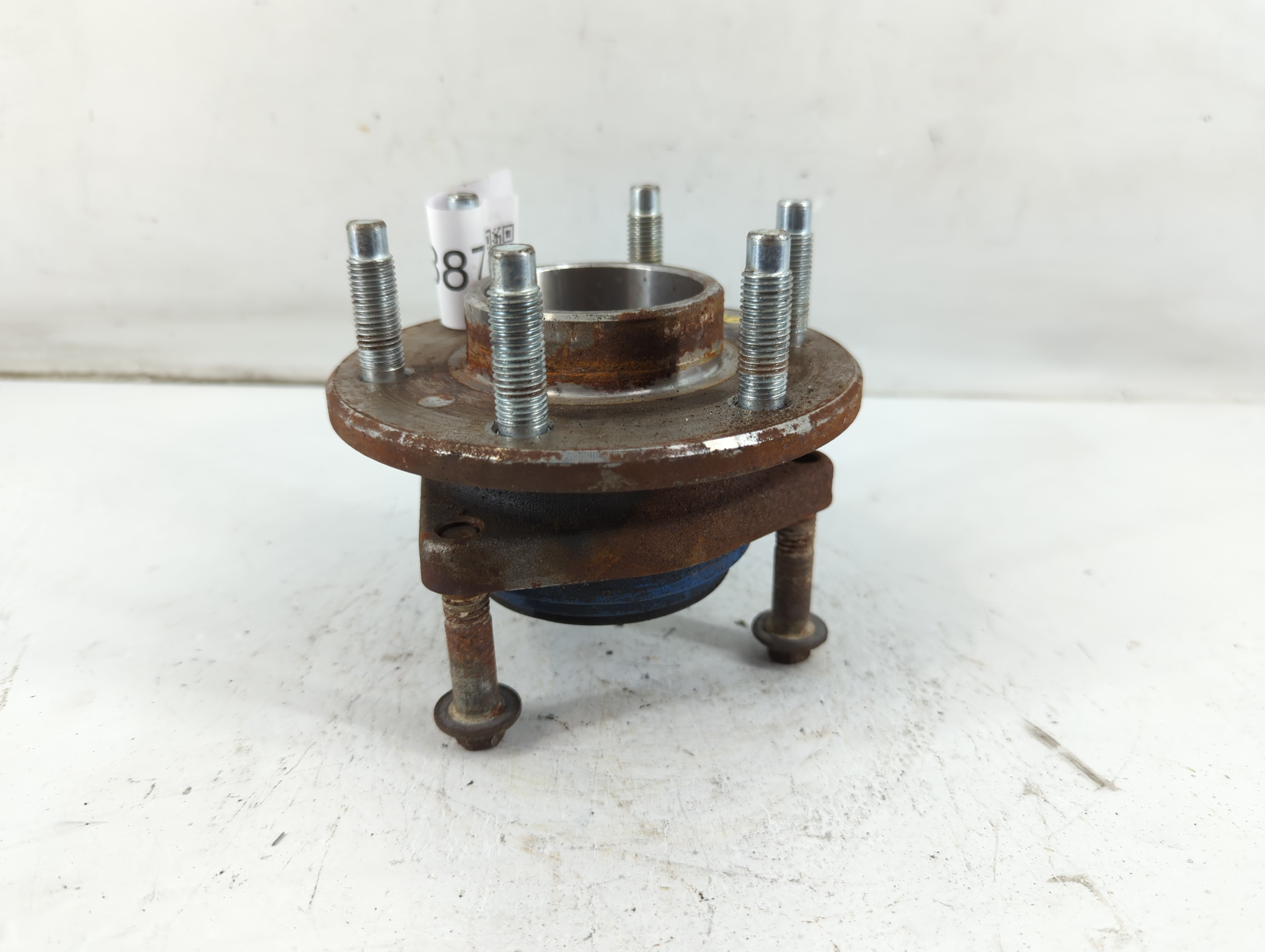 Picture of 2006-2009 Chevrolet Uplander Driver Front Wheel Hub Oem 929887