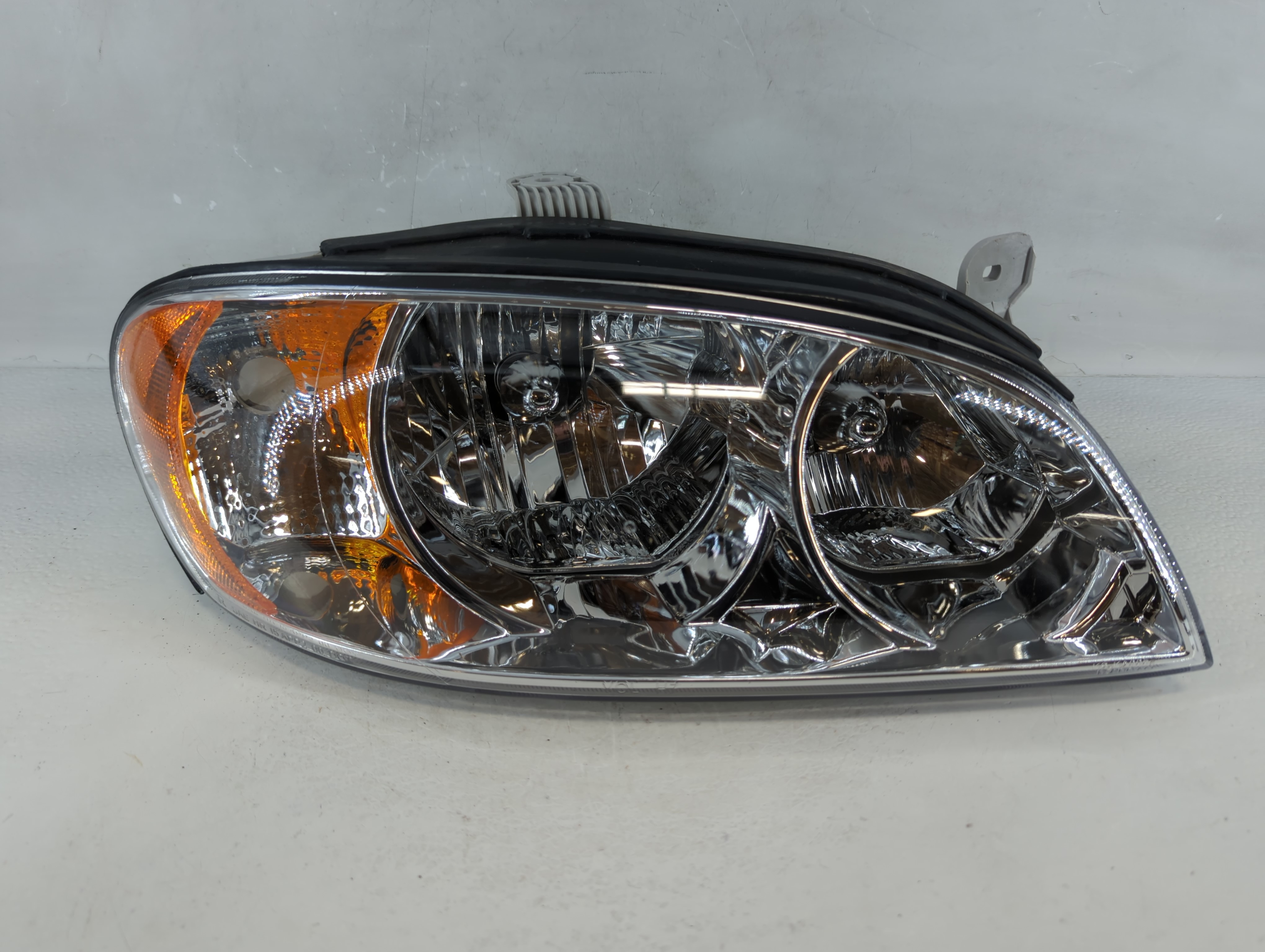 2002-2004 Kia Spectra Passenger Right Oem Head Light Headlight Lamp 929902 - Oemusedautoparts1.com