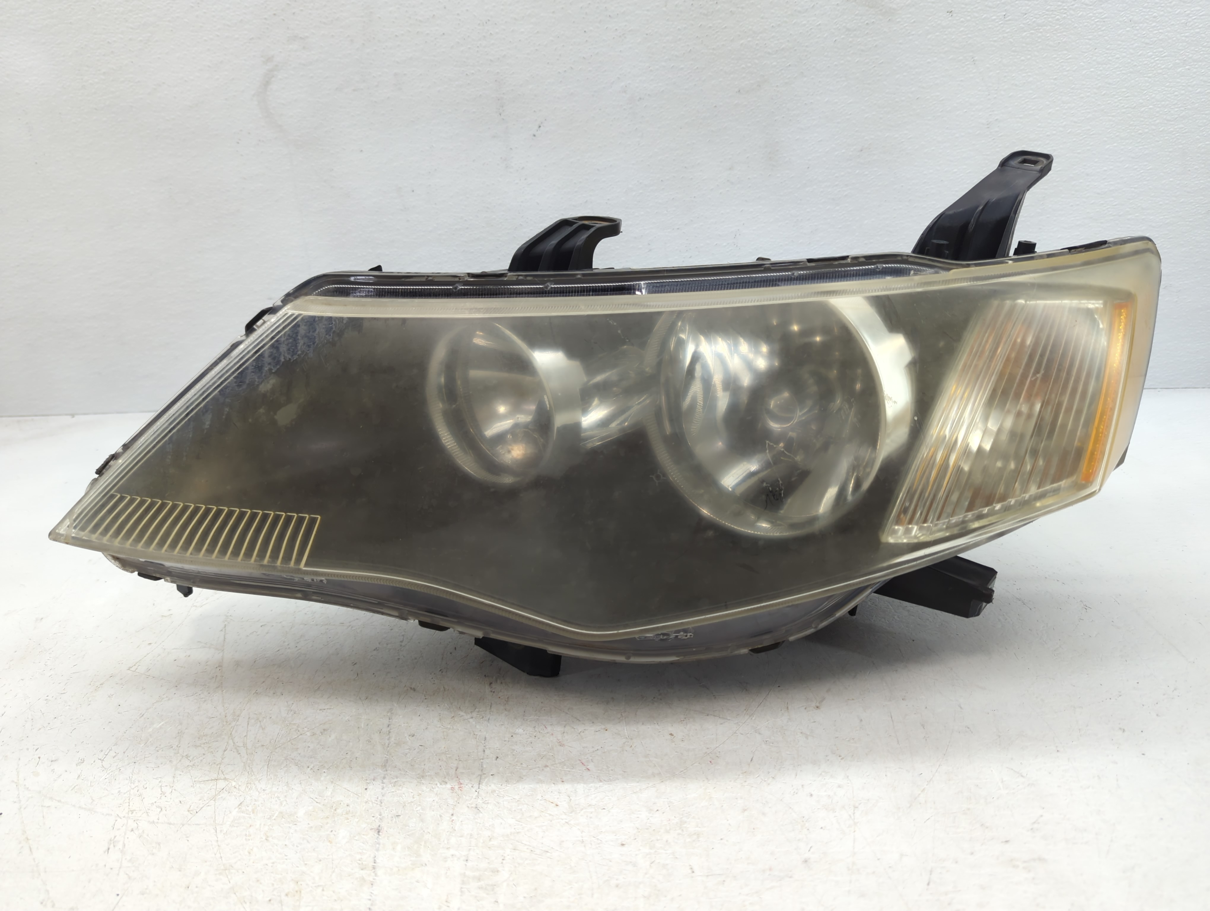 2007-2008 Mitsubishi Outlander Driver Left Oem Head Light Headlight Lamp 929930 - Oemusedautoparts1.com
