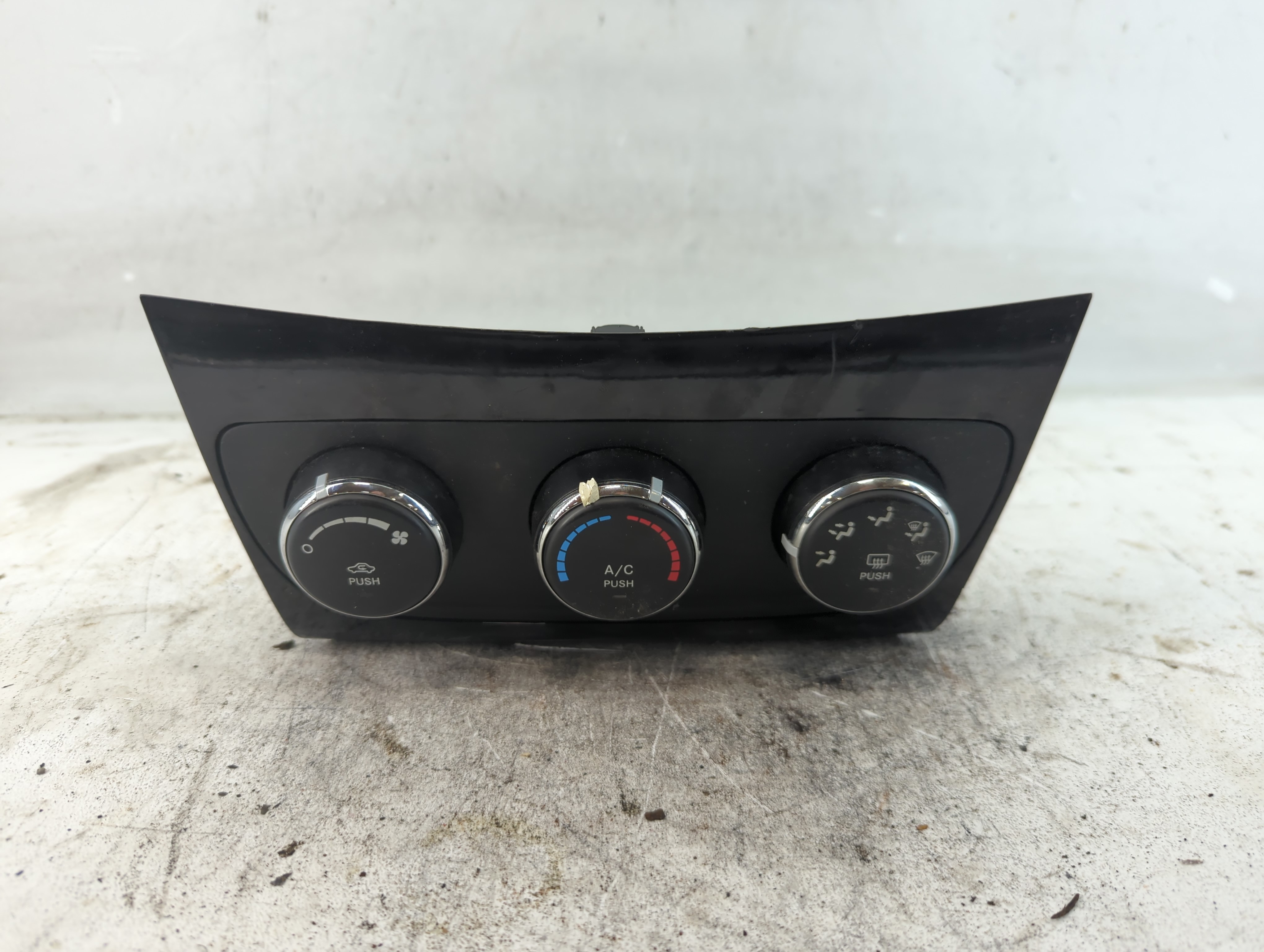 2011-2014 Dodge Avenger Ac Heater Climate Control P55111949af 929942 - Oemusedautoparts1.com