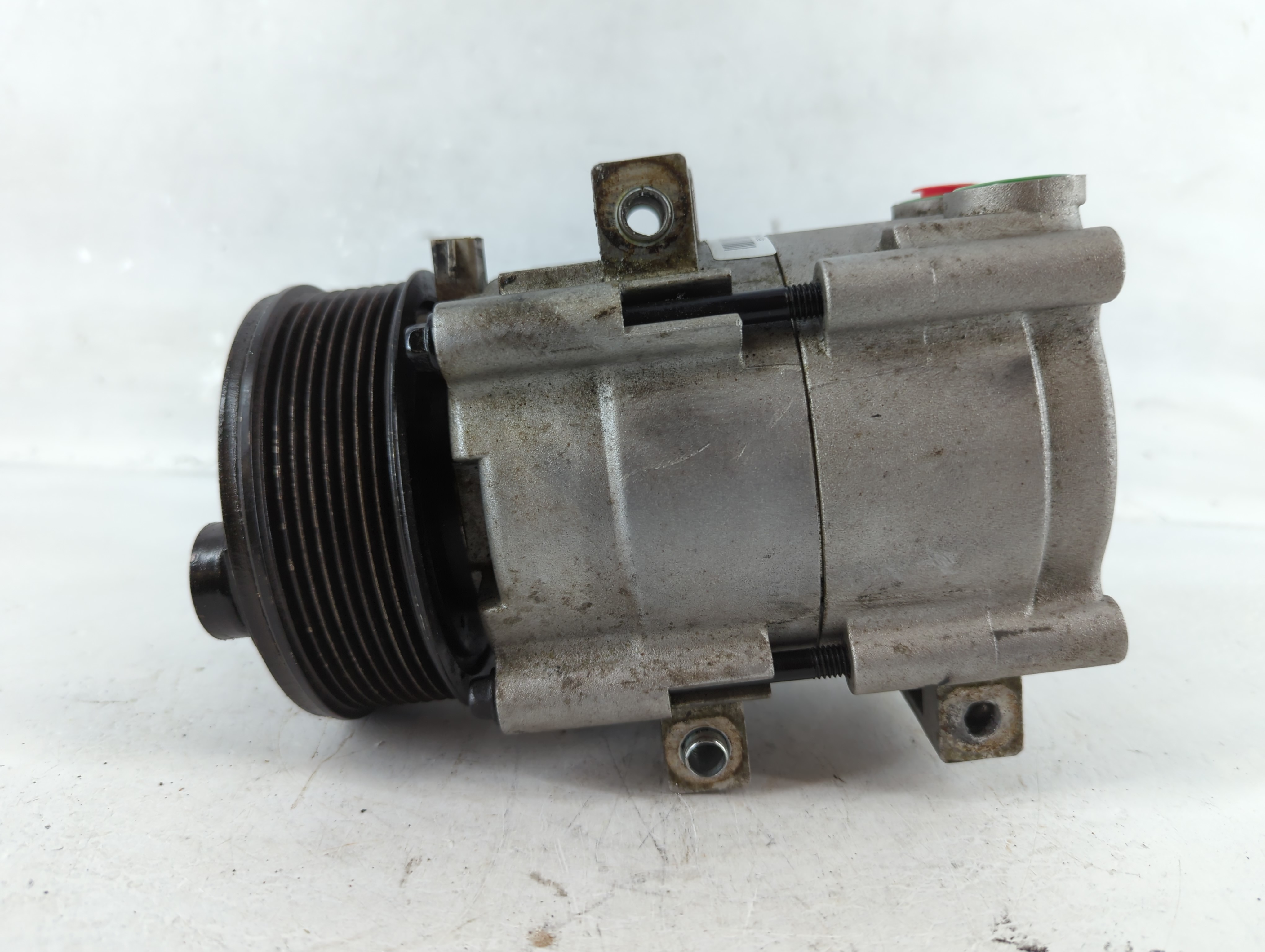 Ford E-150 Air Conditioning A/c Ac Compressor Oem 929944 - Oemusedautoparts1.com