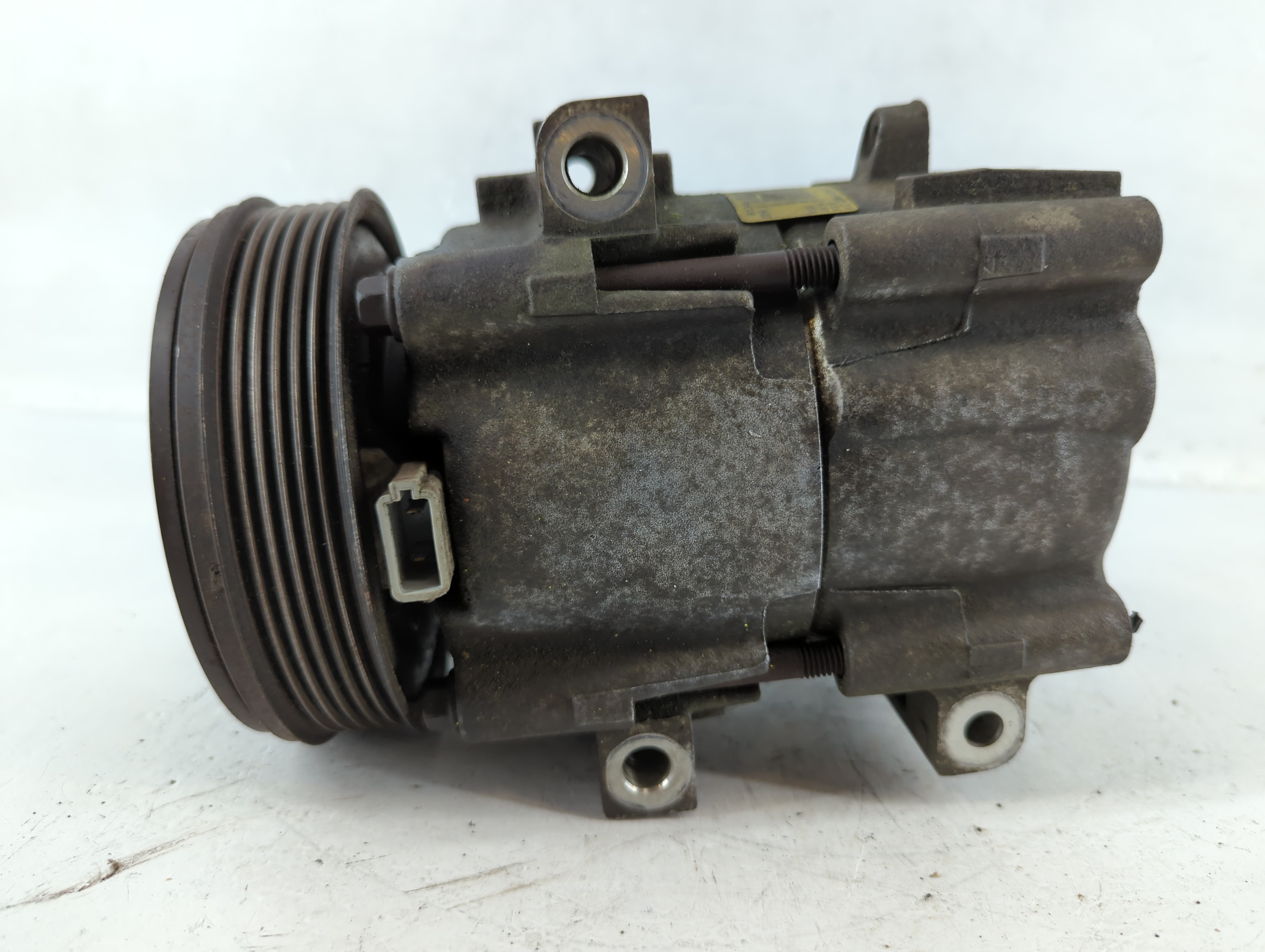 2002-2008 Ford Ranger Air Conditioning A/c Ac Compressor Oem 929948 - Oemusedautoparts1.com
