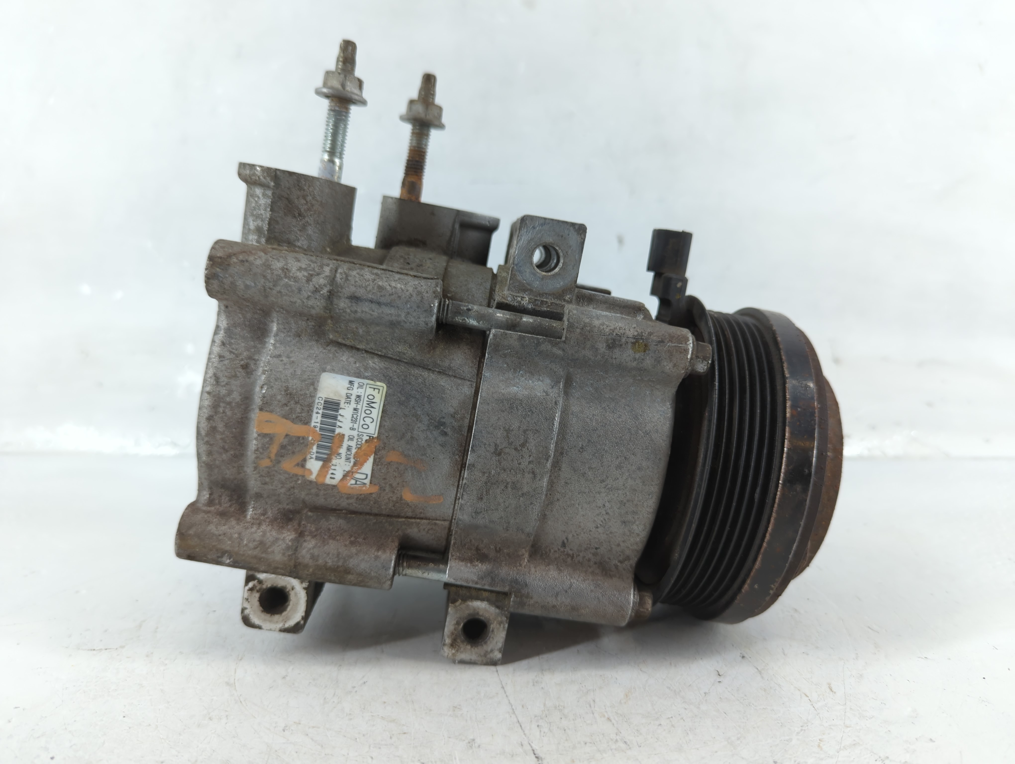 Picture of Ford E-350 Econoline Air Conditioning A/c Ac Compressor Oem 929950