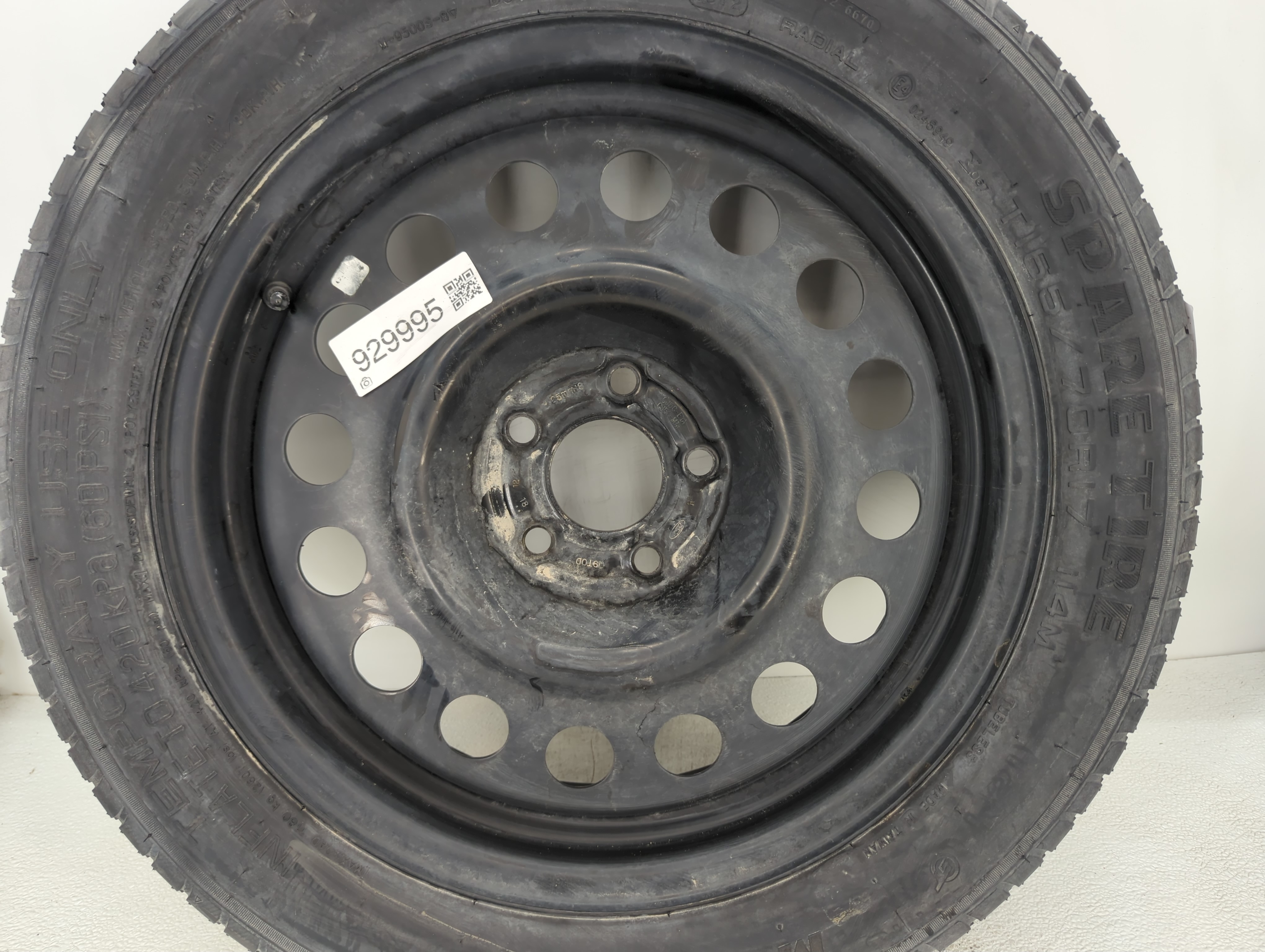 Picture of 2013-2019 Ford Escape Spare Donut Tire Wheel Rim Oem 929995