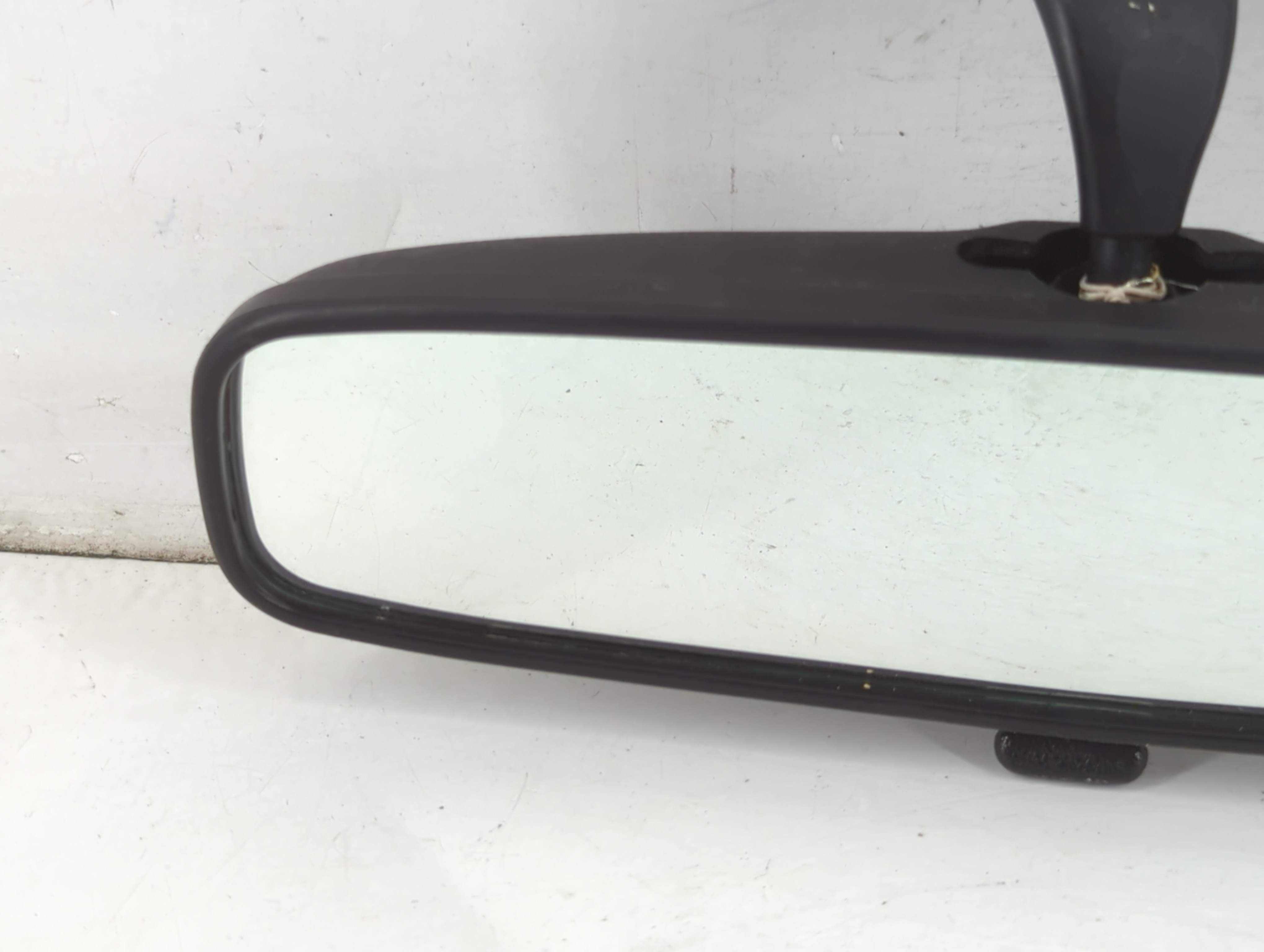 2005-2009 Kia Sedona Interior Rear View Mirror Oem 930835 - Oemusedautoparts1.com