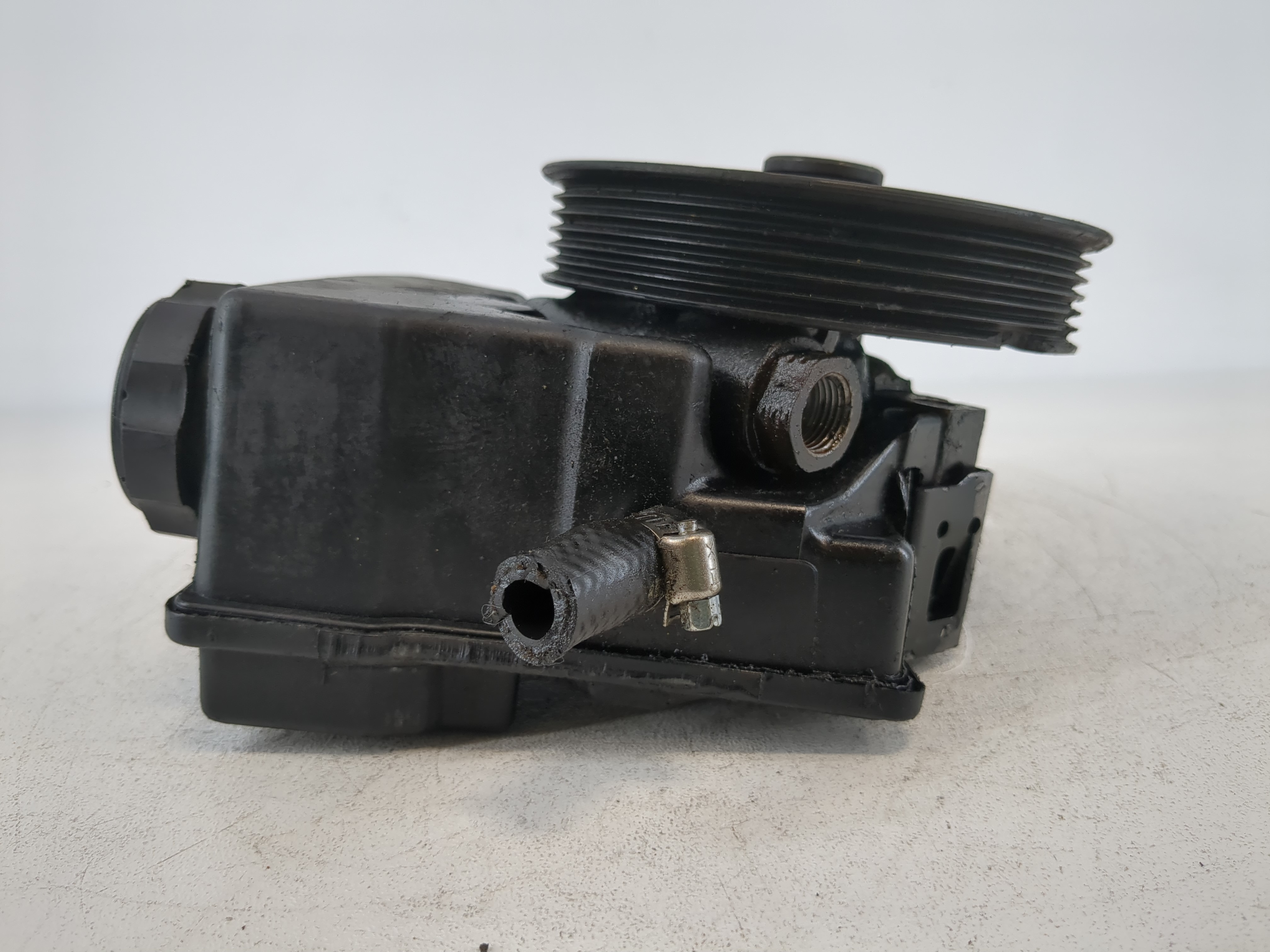 1995-2005 Chevrolet Monte Carlo Power Steering Column Pump Oem 932168 - Oemusedautoparts1.com