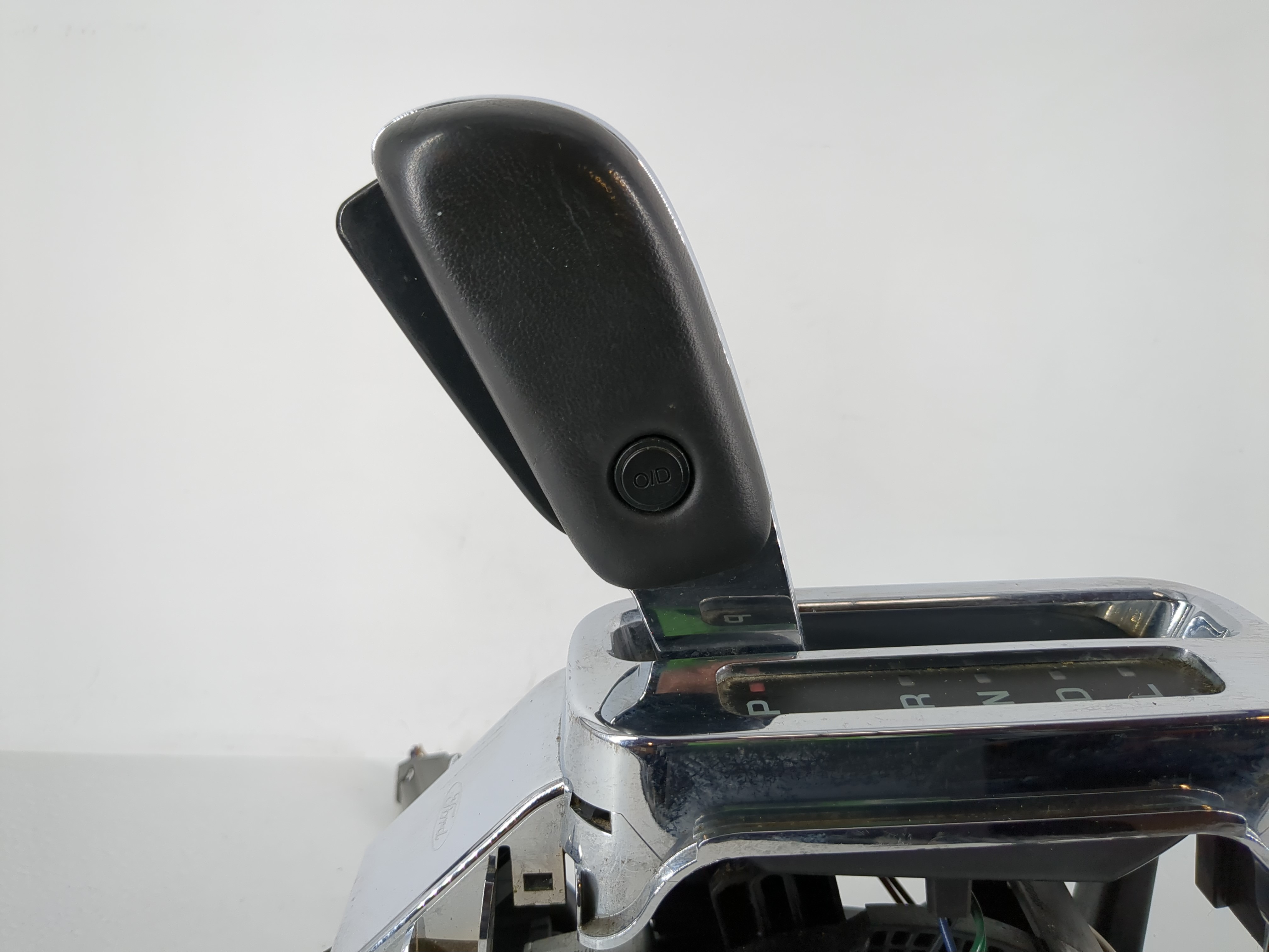 2008 Ford Edge Floor Console Assembly Shifter 932948 - Oemusedautoparts1.com