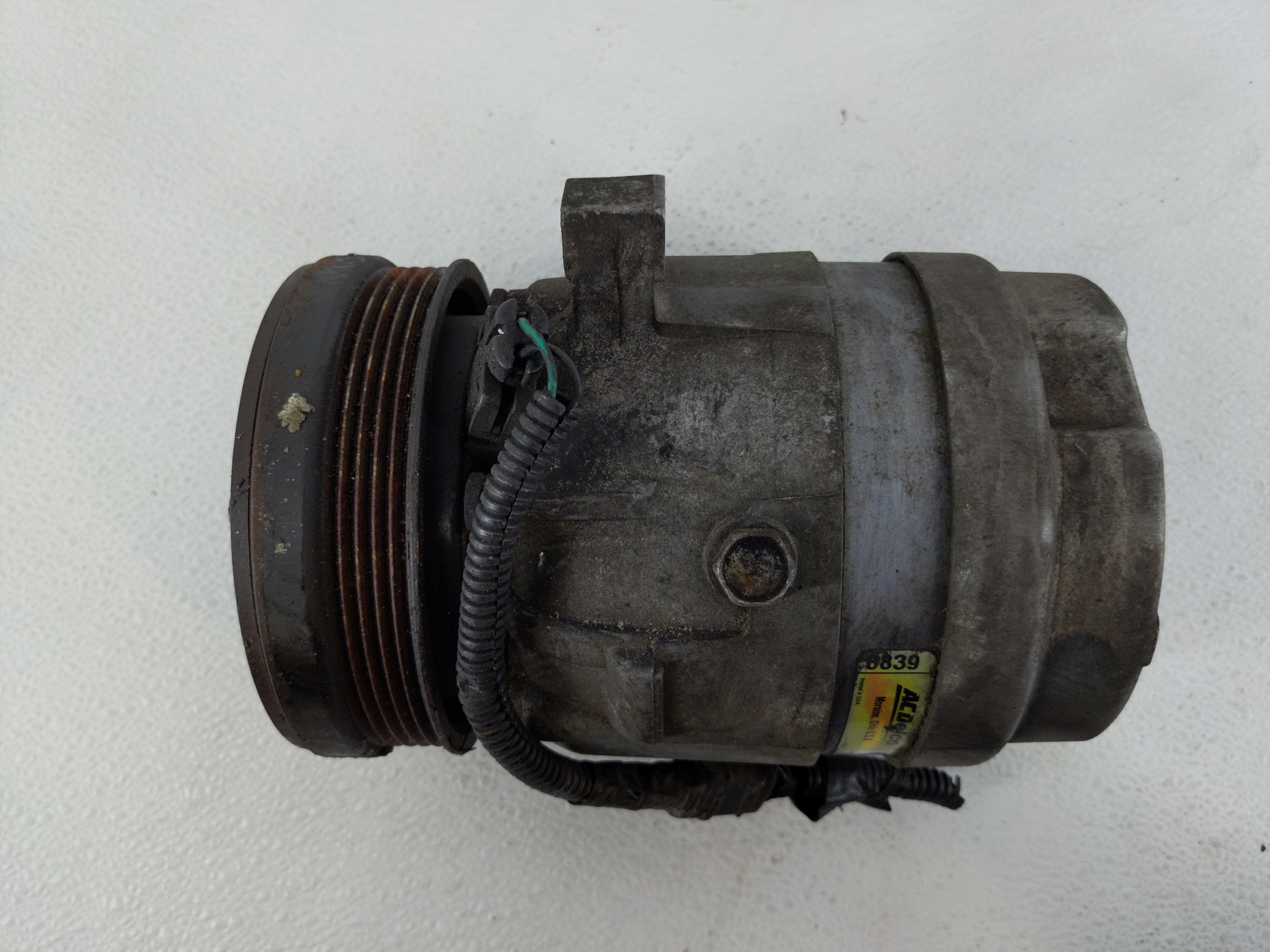 Picture of 1995-2002 Pontiac Sunfire Air Conditioning A/c Ac Compressor Oem 933266