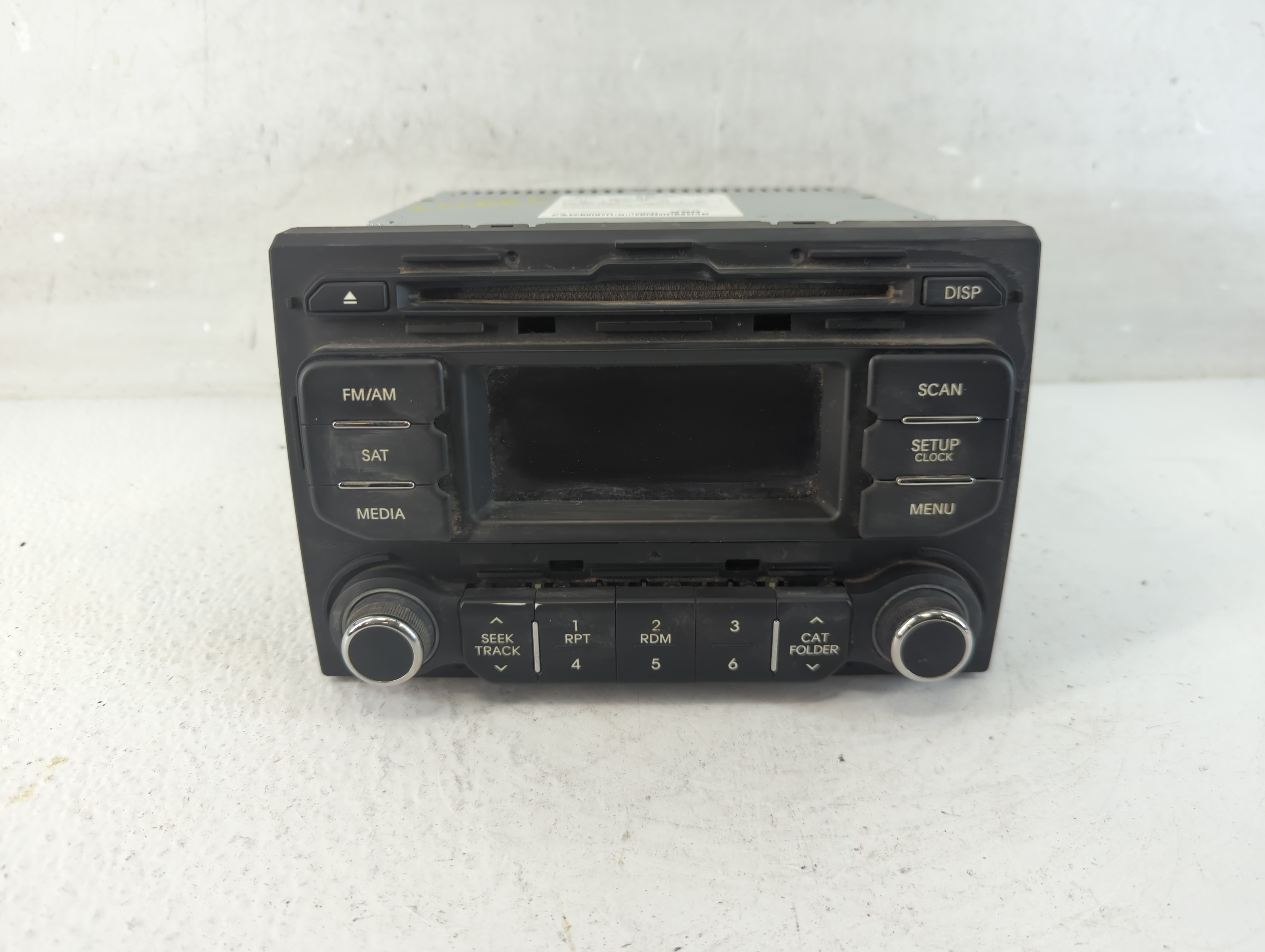 2012-2015 Kia Rio Am Fm Cd Player Radio Receiver 933408 - Oemusedautoparts1.com