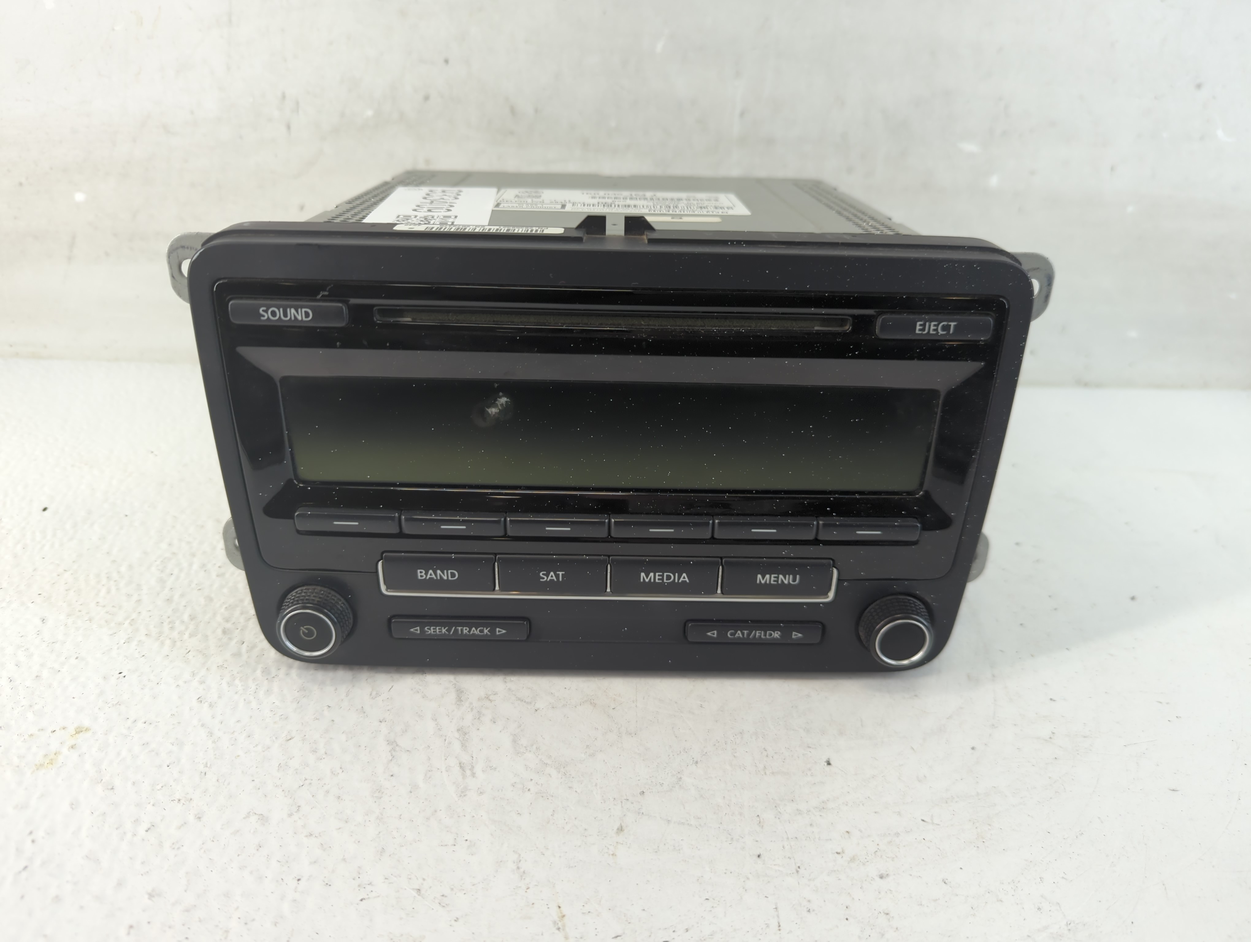 Picture of 2012-2017 Volkswagen Jetta Am Fm Cd Player Radio Receiver 933409