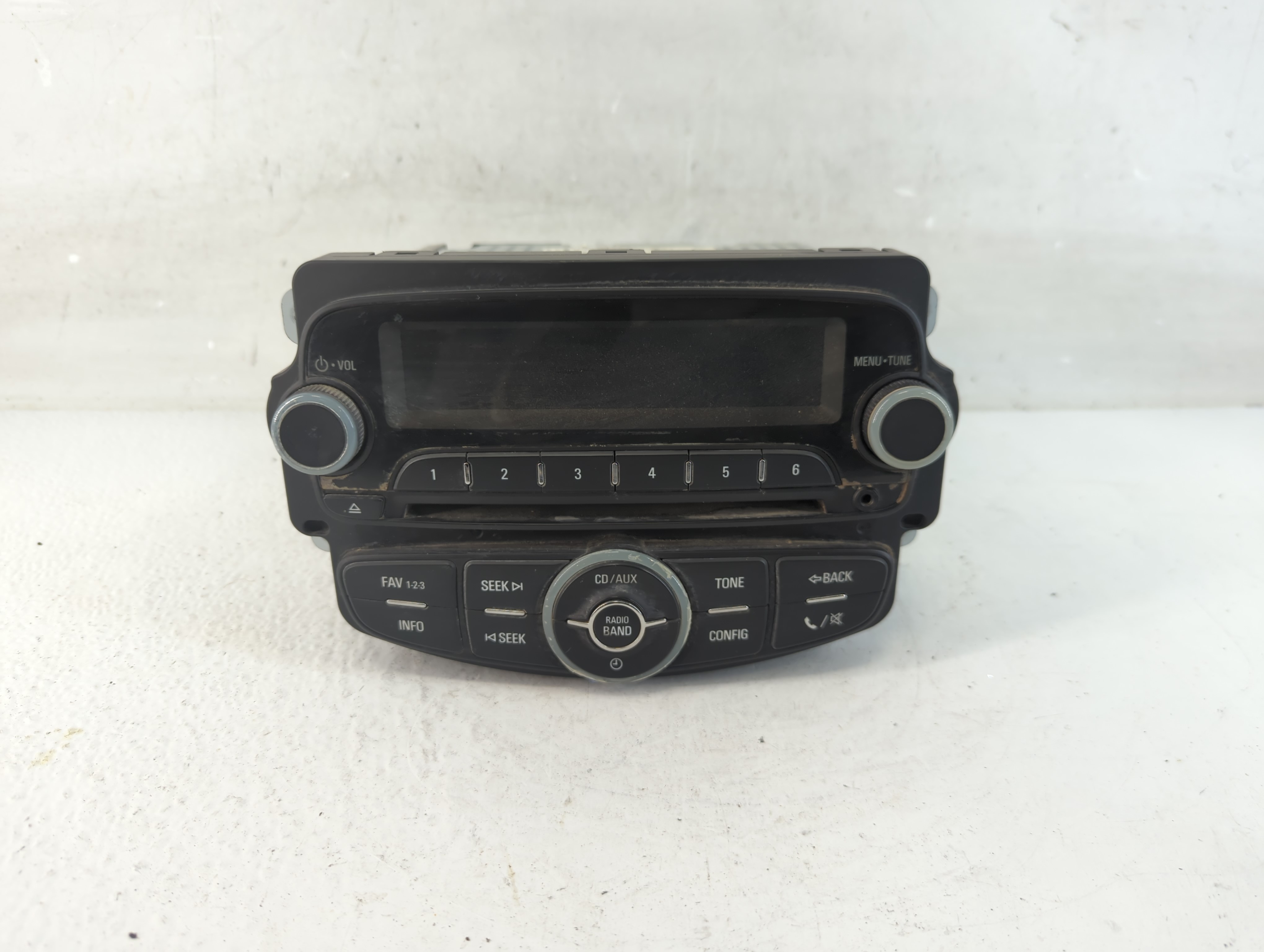 2012-2012 Chevrolet Sonic Am Fm Cd Player Radio Receiver 933412 - Oemusedautoparts1.com