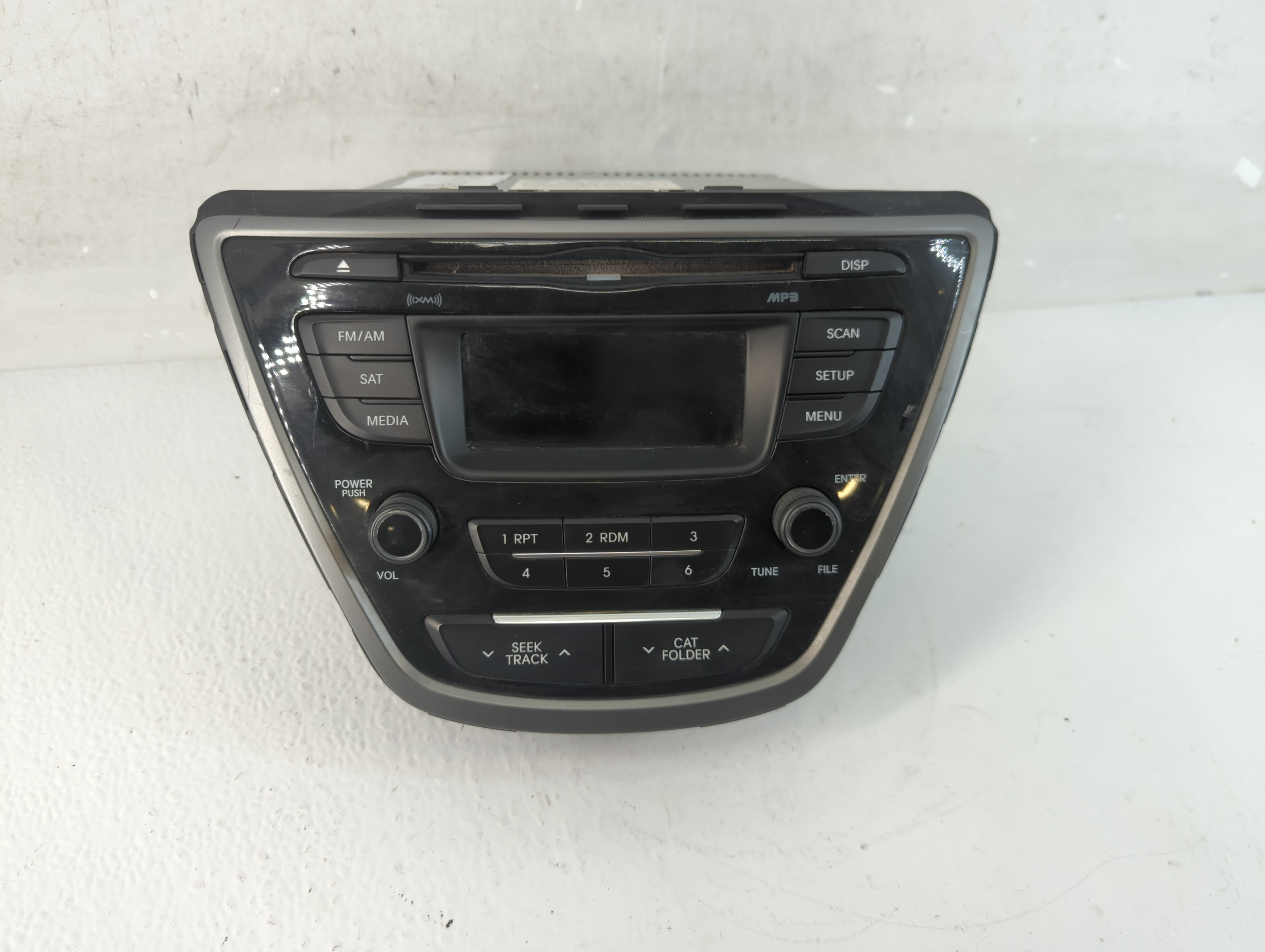 Picture of 2014-2016 Hyundai Elantra Am Fm Cd Player Radio Receiver 933419