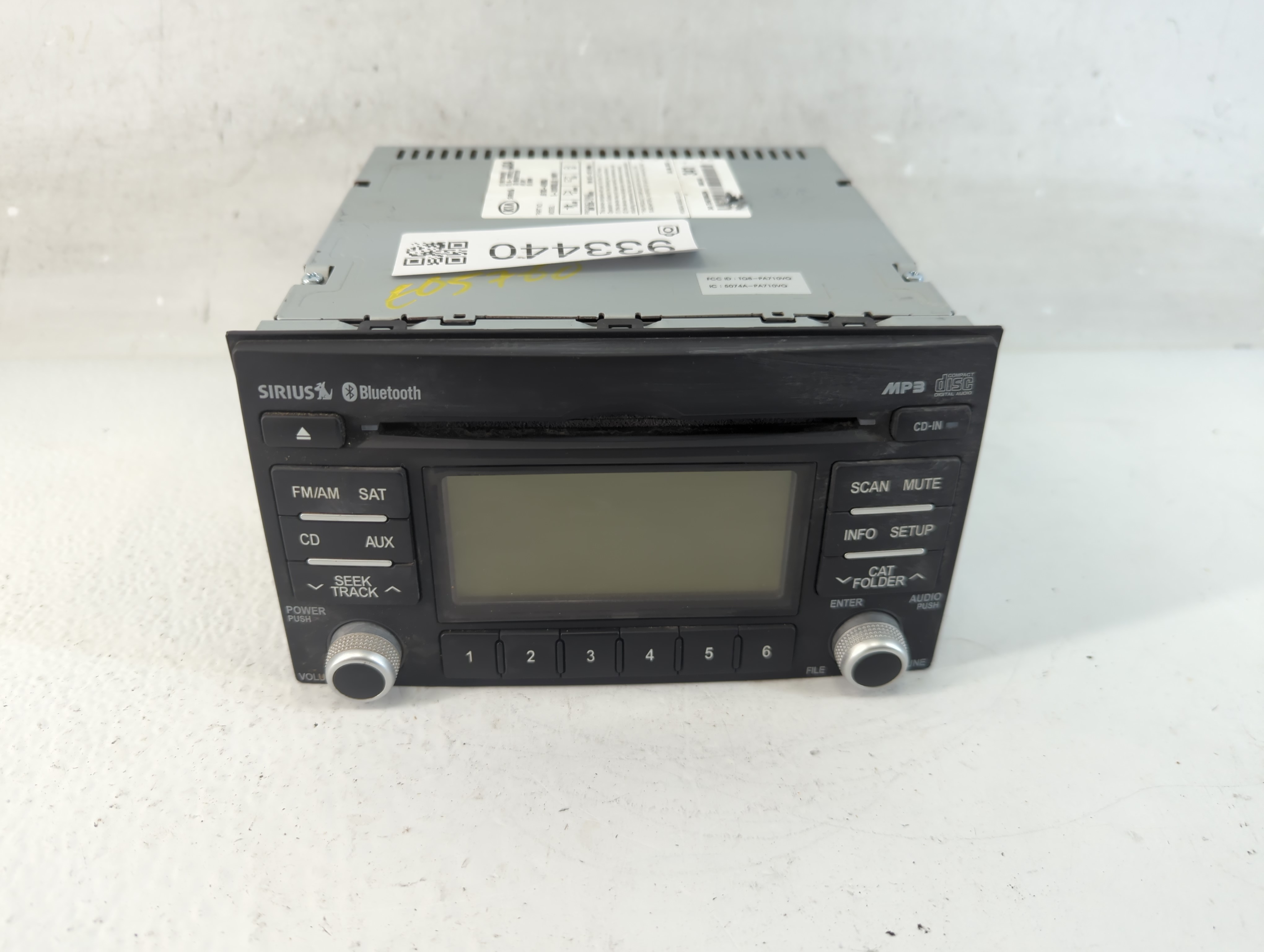 2009-2014 Kia Sedona Am Fm Cd Player Radio Receiver 933440 - Oemusedautoparts1.com