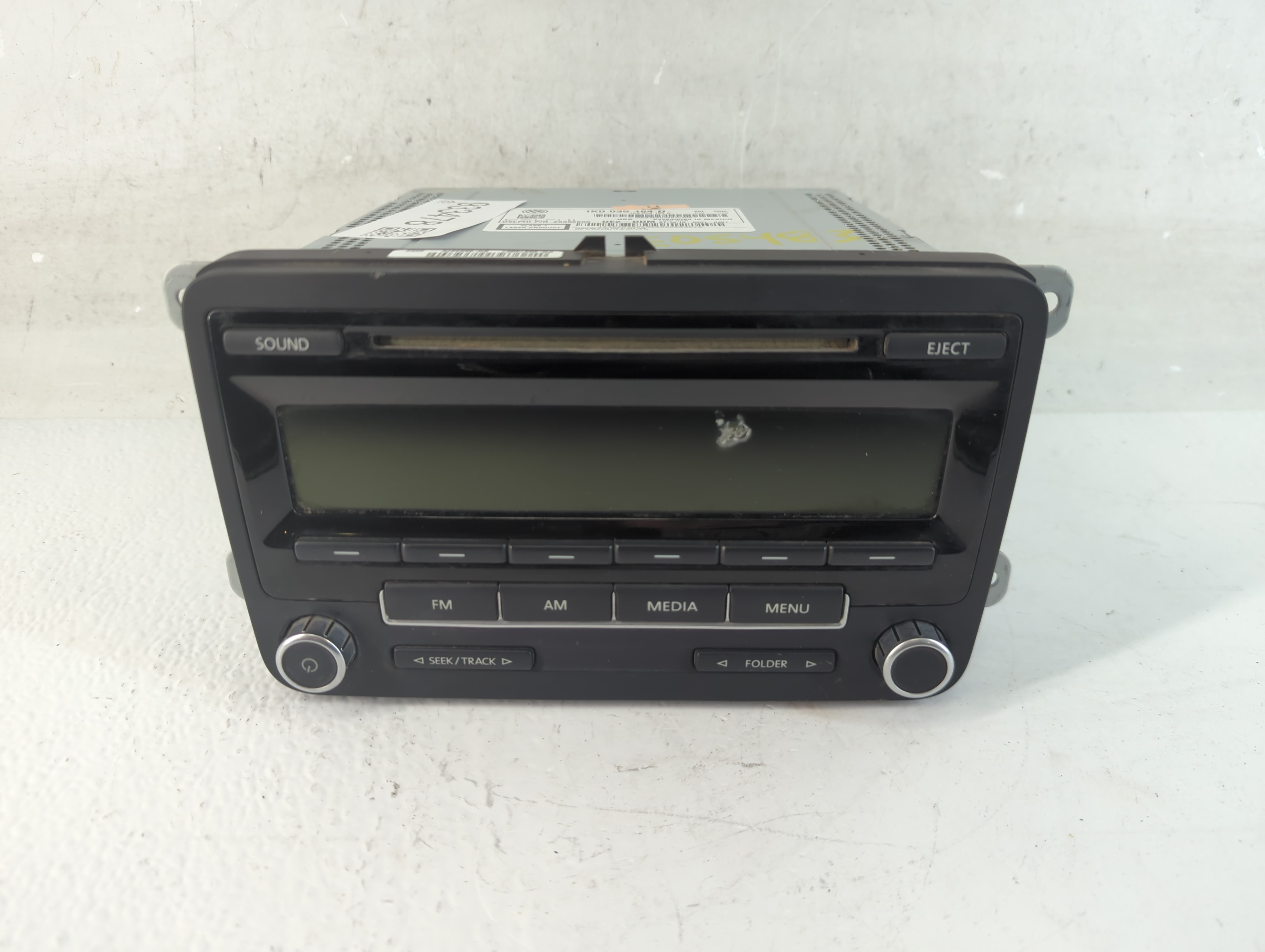 2011-2014 Volkswagen Jetta Am Fm Cd Player Radio Receiver 933478 - Oemusedautoparts1.com