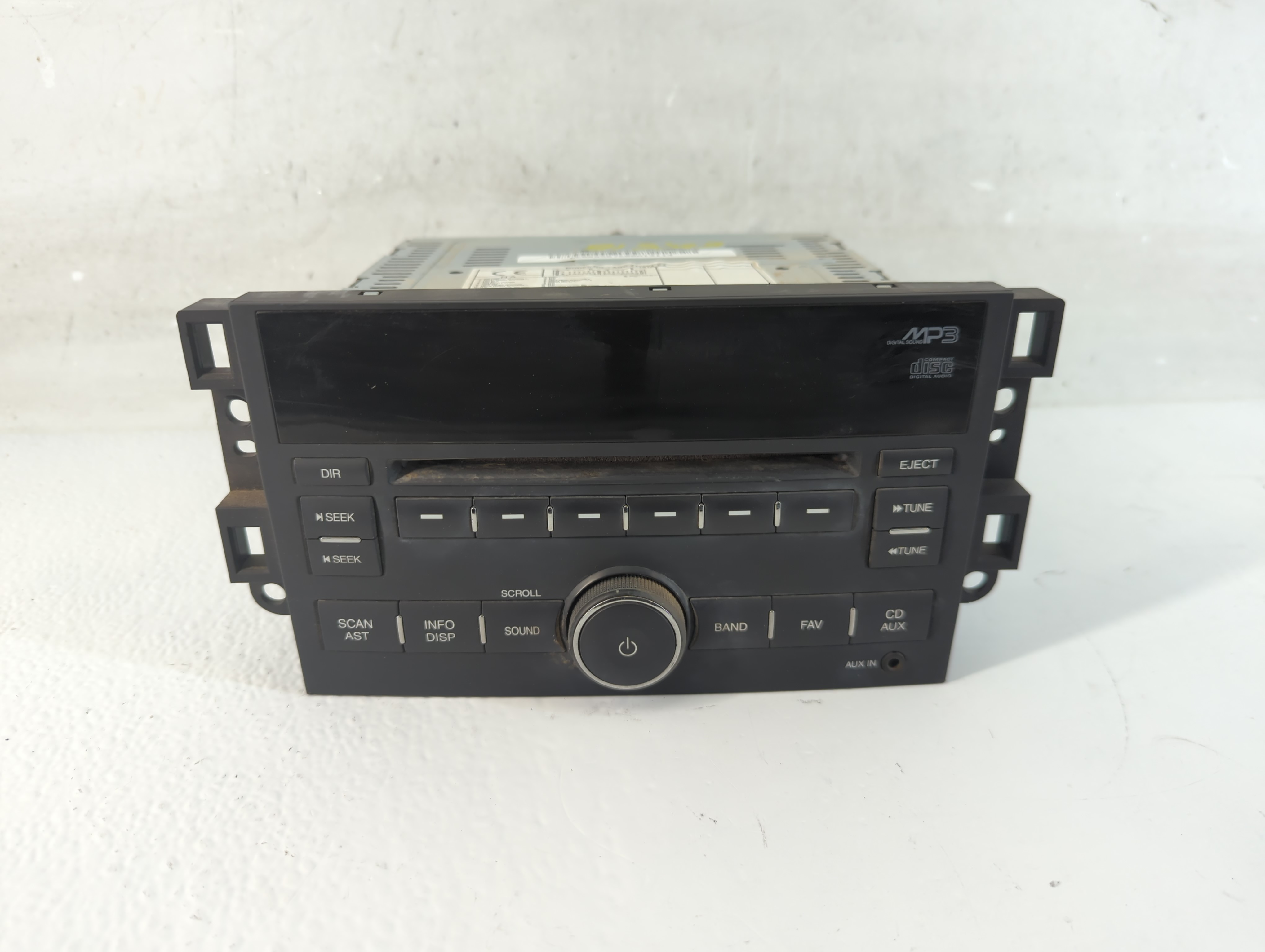2010-2011 Chevrolet Aveo Am Fm Cd Player Radio Receiver 933489 - Oemusedautoparts1.com
