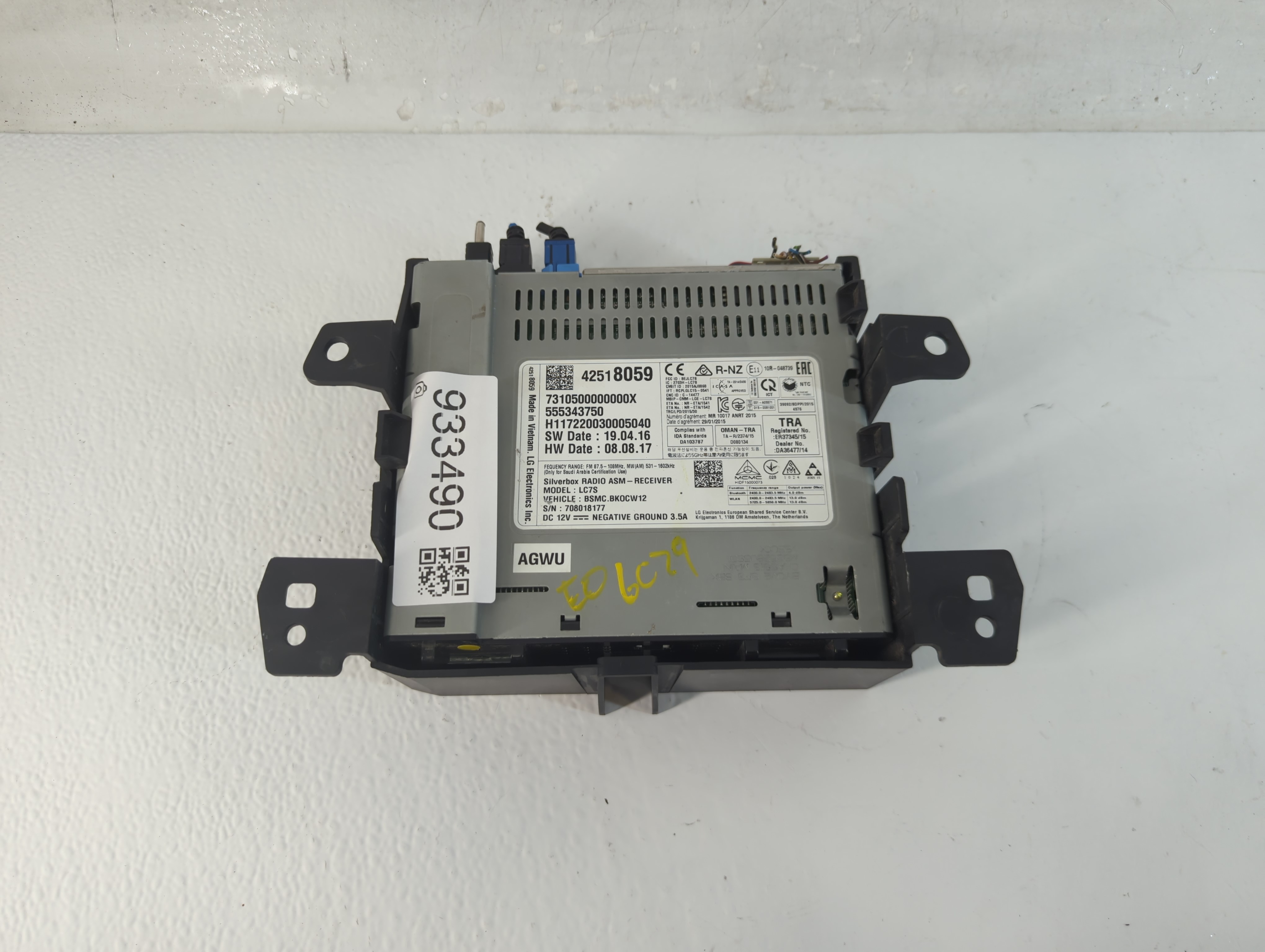 2017-2018 Chevrolet Spark Am Fm Cd Player Radio Receiver 933490 - Oemusedautoparts1.com
