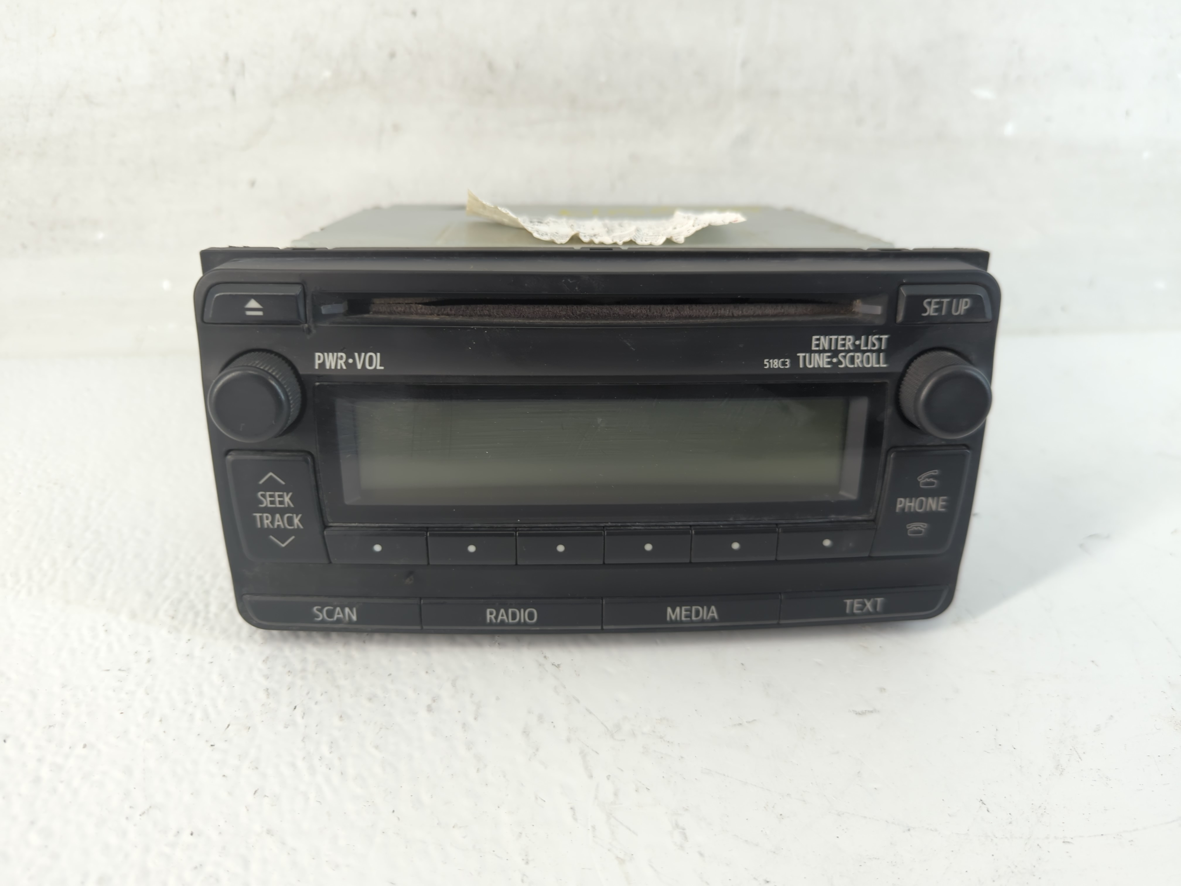 2012-2012 Toyota Rav4 Am Fm Cd Player Radio Receiver 933504 - Oemusedautoparts1.com