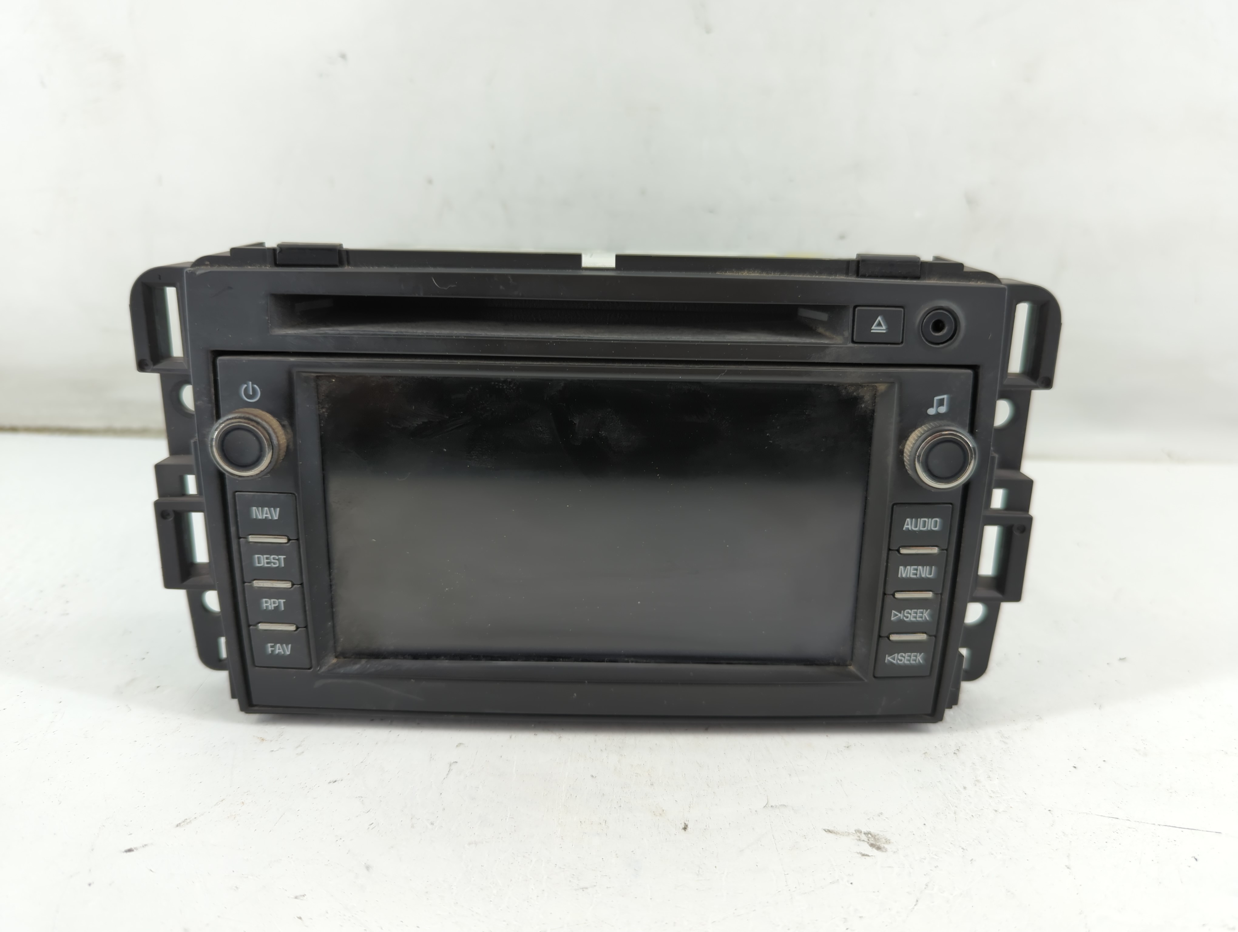 Gmc Yukon Xl Am Fm Cd Player Radio Receiver 933510 - Oemusedautoparts1.com