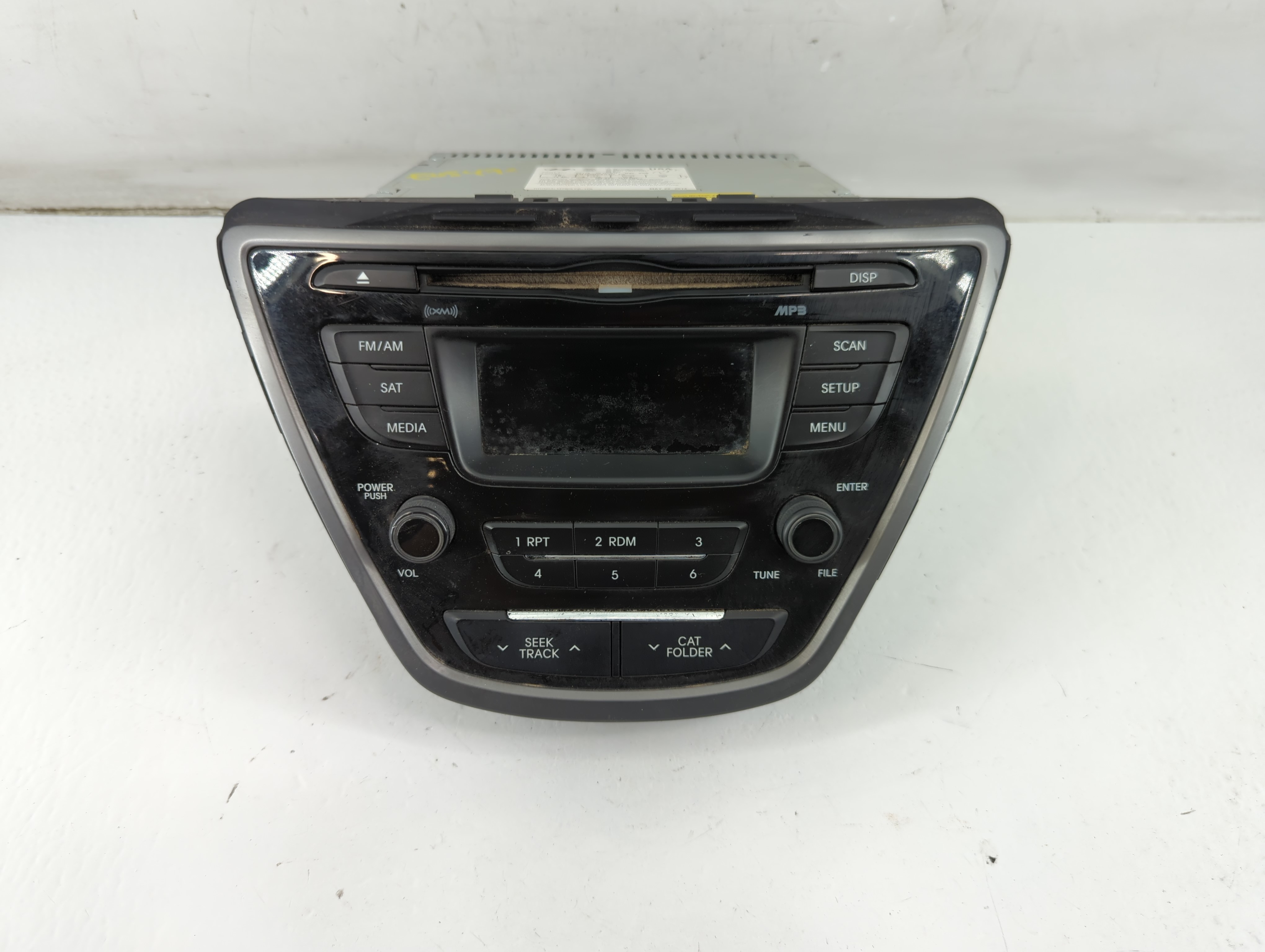 2014-2016 Hyundai Elantra Am Fm Cd Player Radio Receiver 933522 - Oemusedautoparts1.com