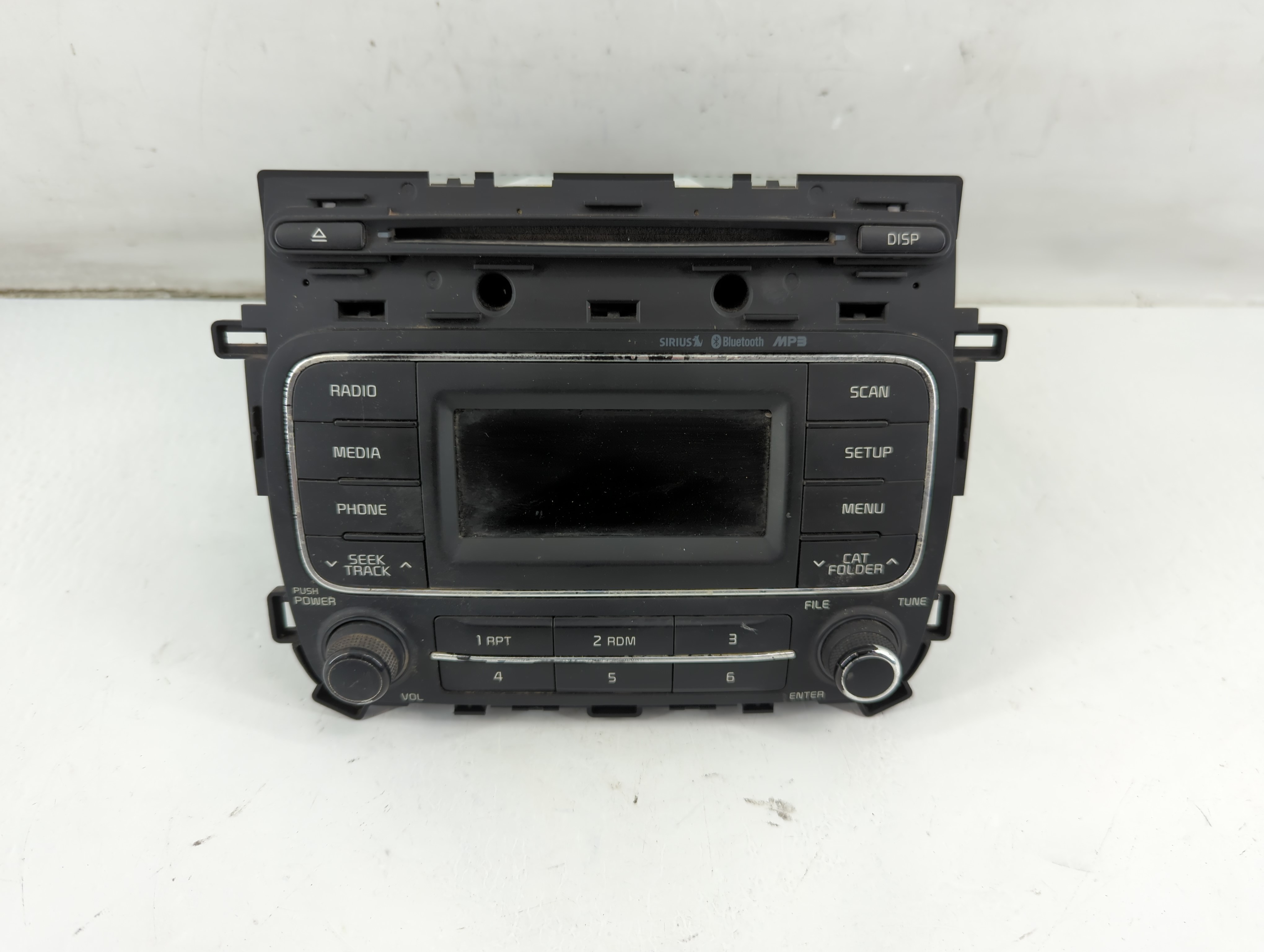 2014-2016 Kia Forte Am Fm Cd Player Radio Receiver 933526 - Oemusedautoparts1.com