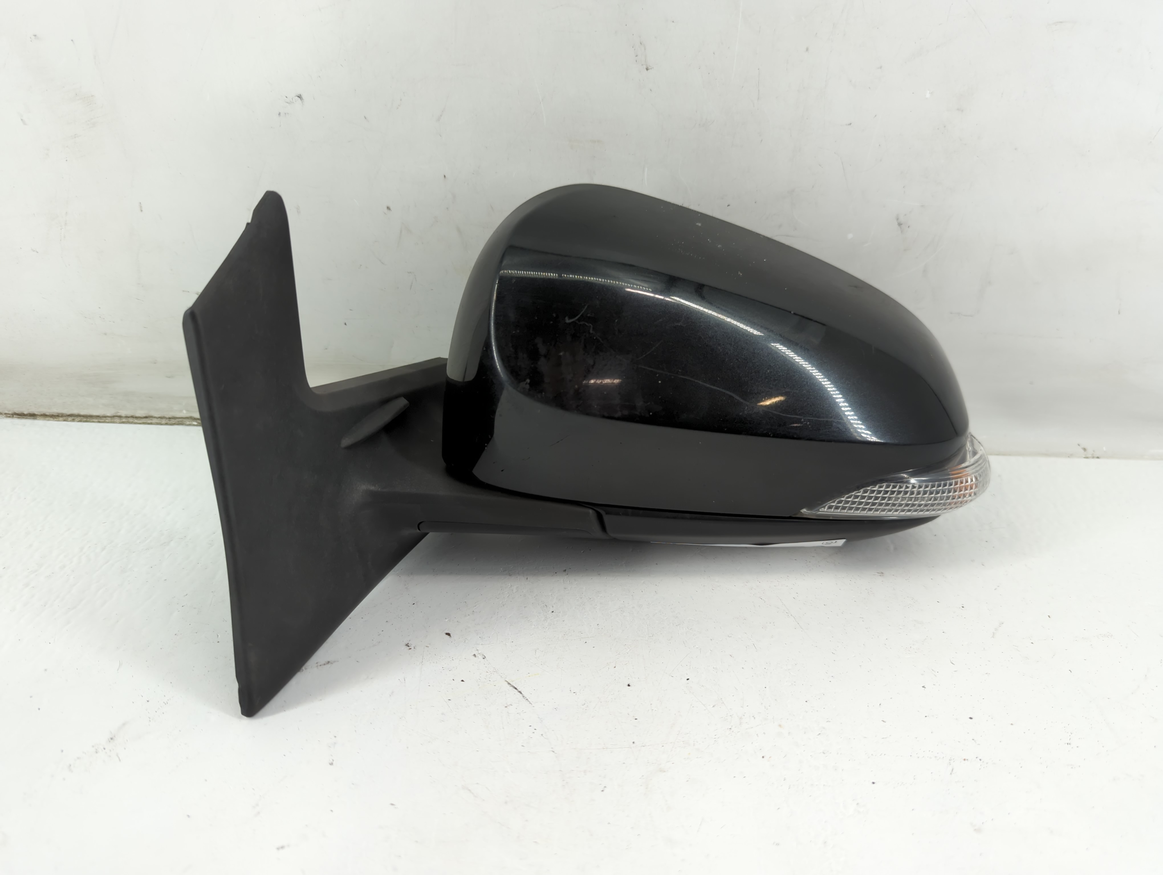 Toyota Prius Driver Left Side View Power Door Mirror Black 933530 - Oemusedautoparts1.com
