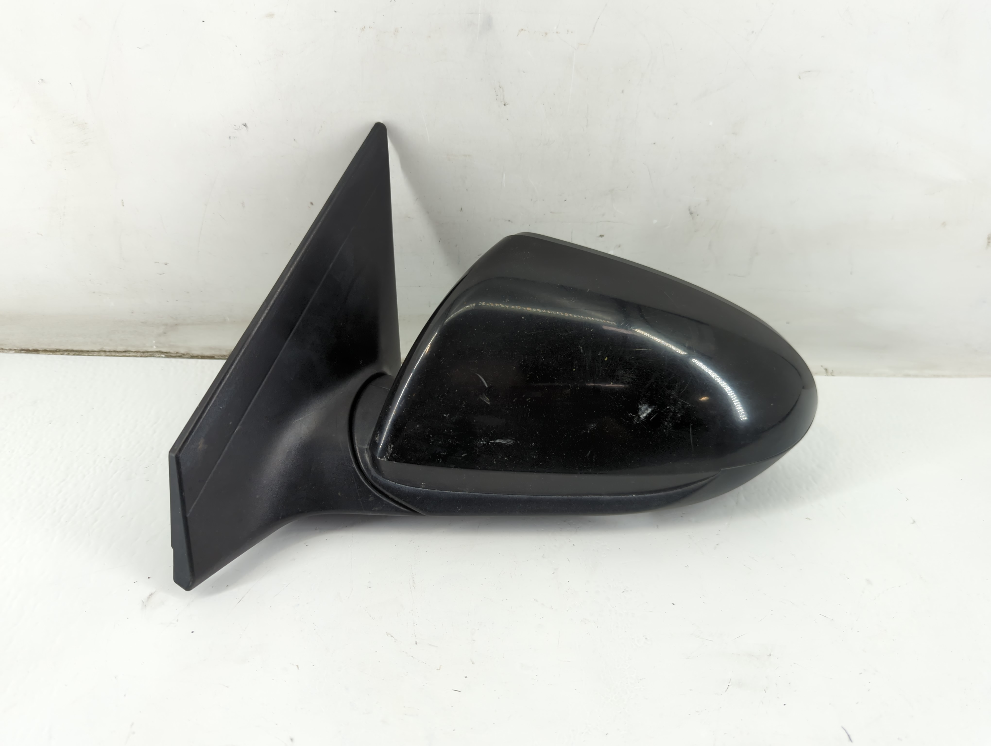 2017-2020 Hyundai Elantra Driver Left Side View Power Door Mirror Black 933553 - Oemusedautoparts1.com
