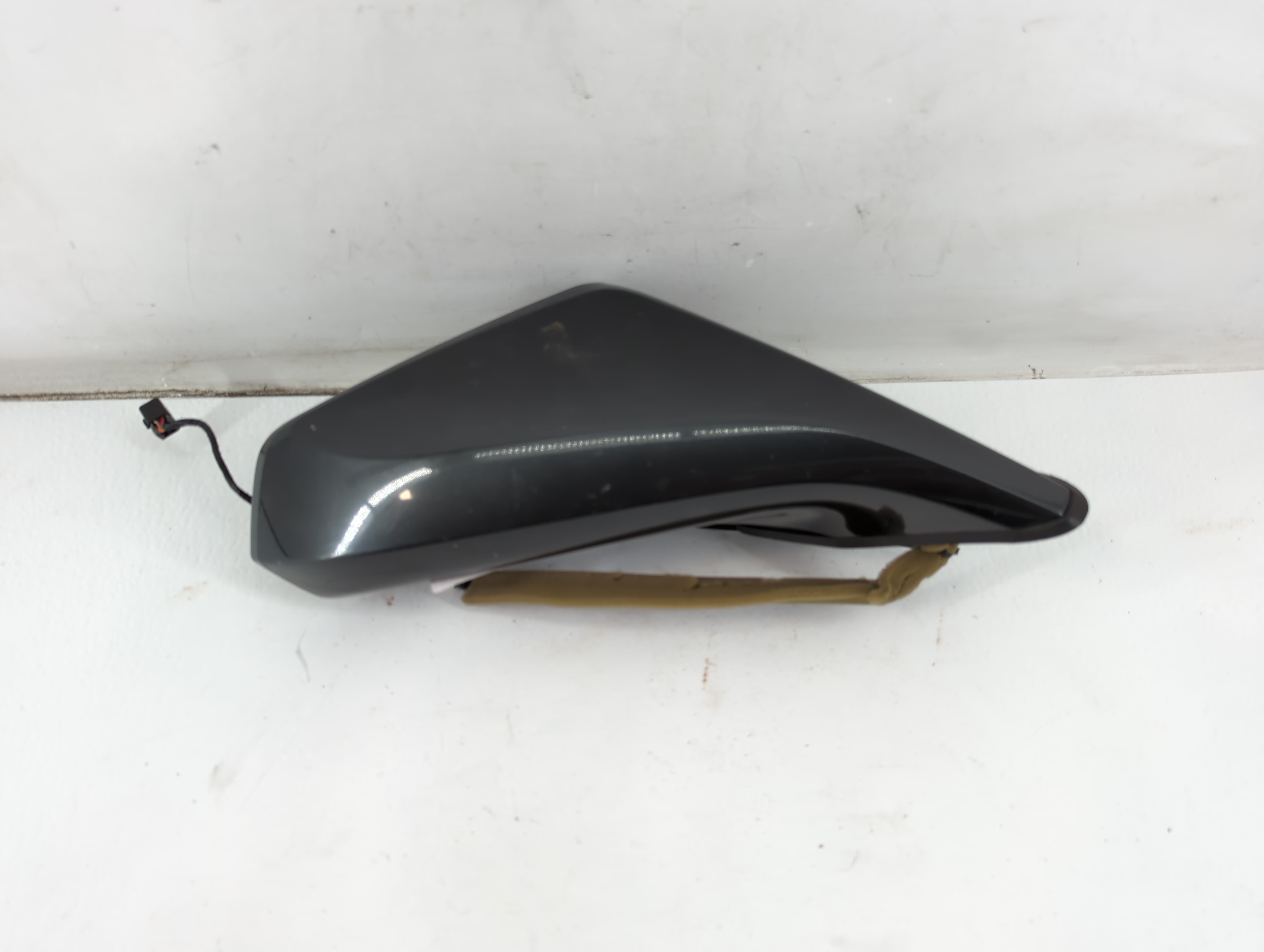 2010-2015 Chevrolet Camaro Passenger Right Side View Power Door Mirror 933561 - Oemusedautoparts1.com