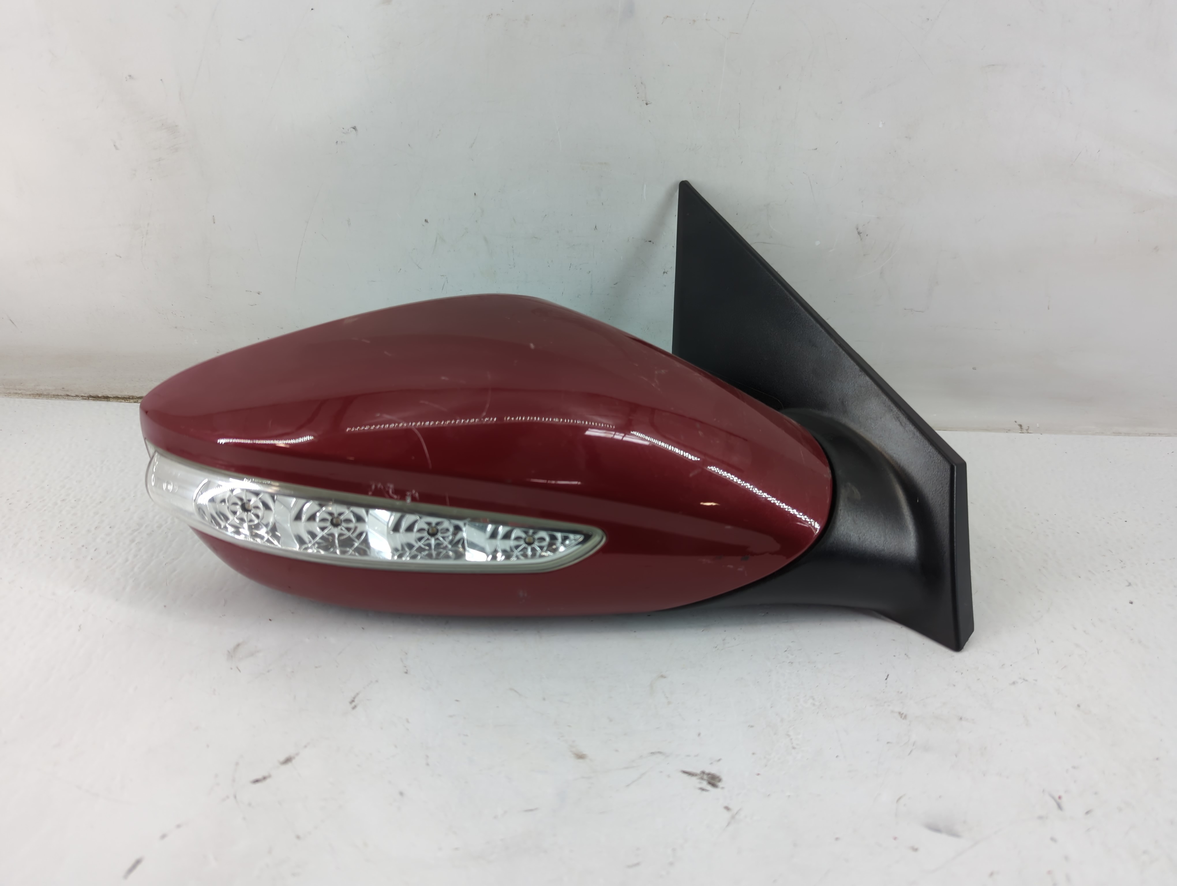 2011-2015 Hyundai Sonata Passenger Right Side View Power Door Mirror Red 933604 - Oemusedautoparts1.com