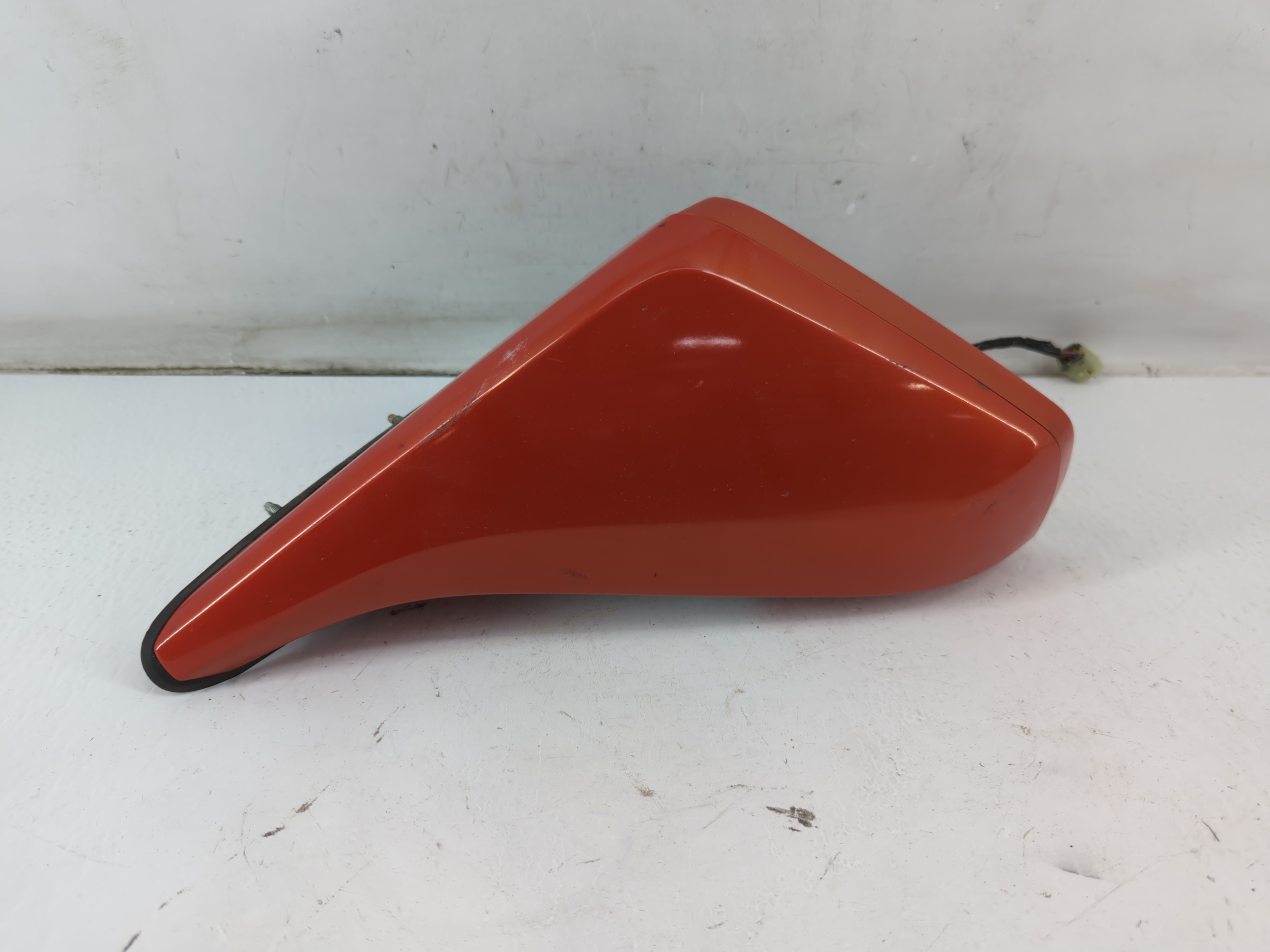 Picture of 2010-2015 Chevrolet Camaro Driver Left Side View Power Door Mirror Red 933607