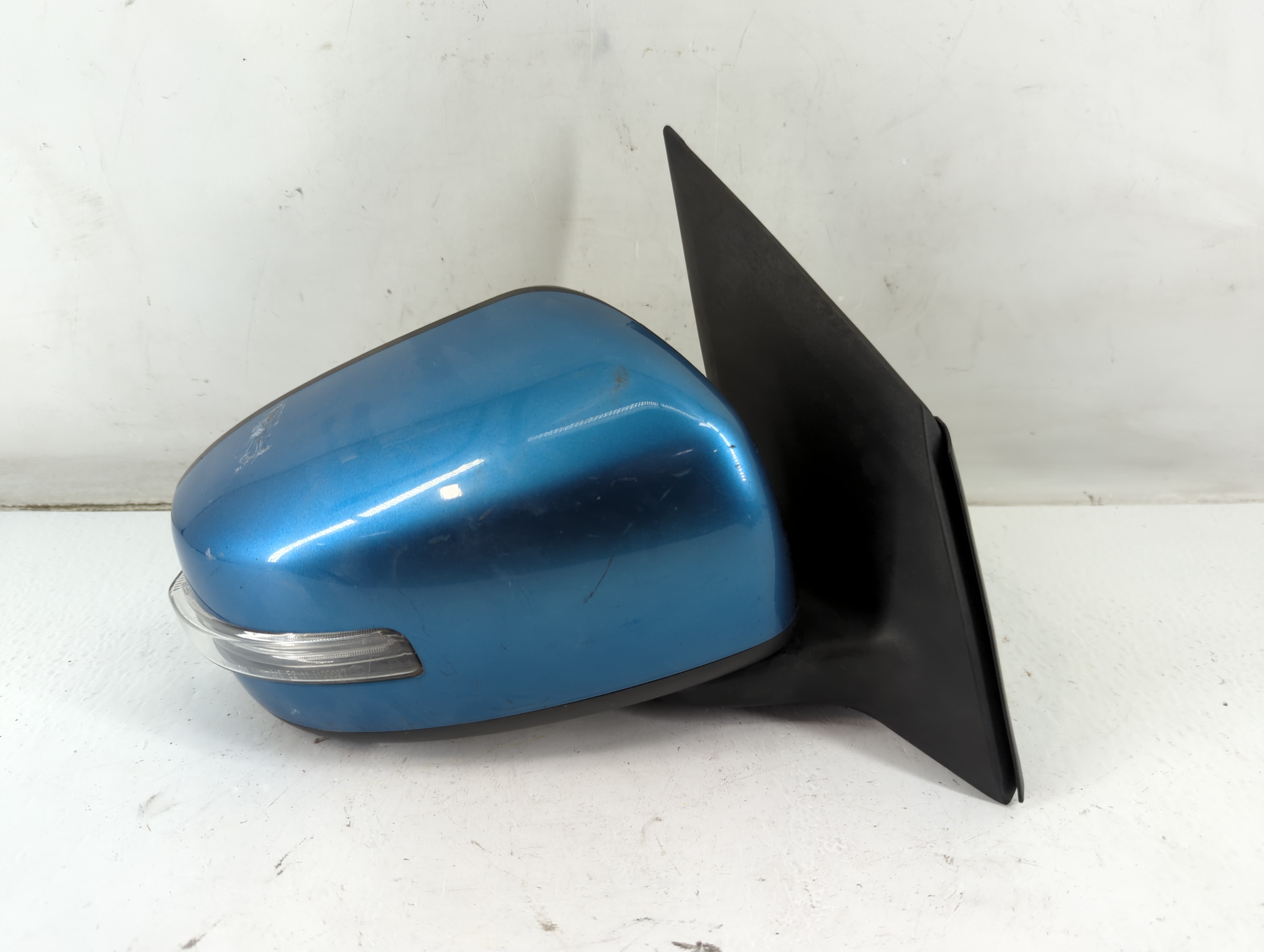 2015 Mitsubishi Mirage Passenger Right Side View Power Door Mirror Blue 933608 - Oemusedautoparts1.com