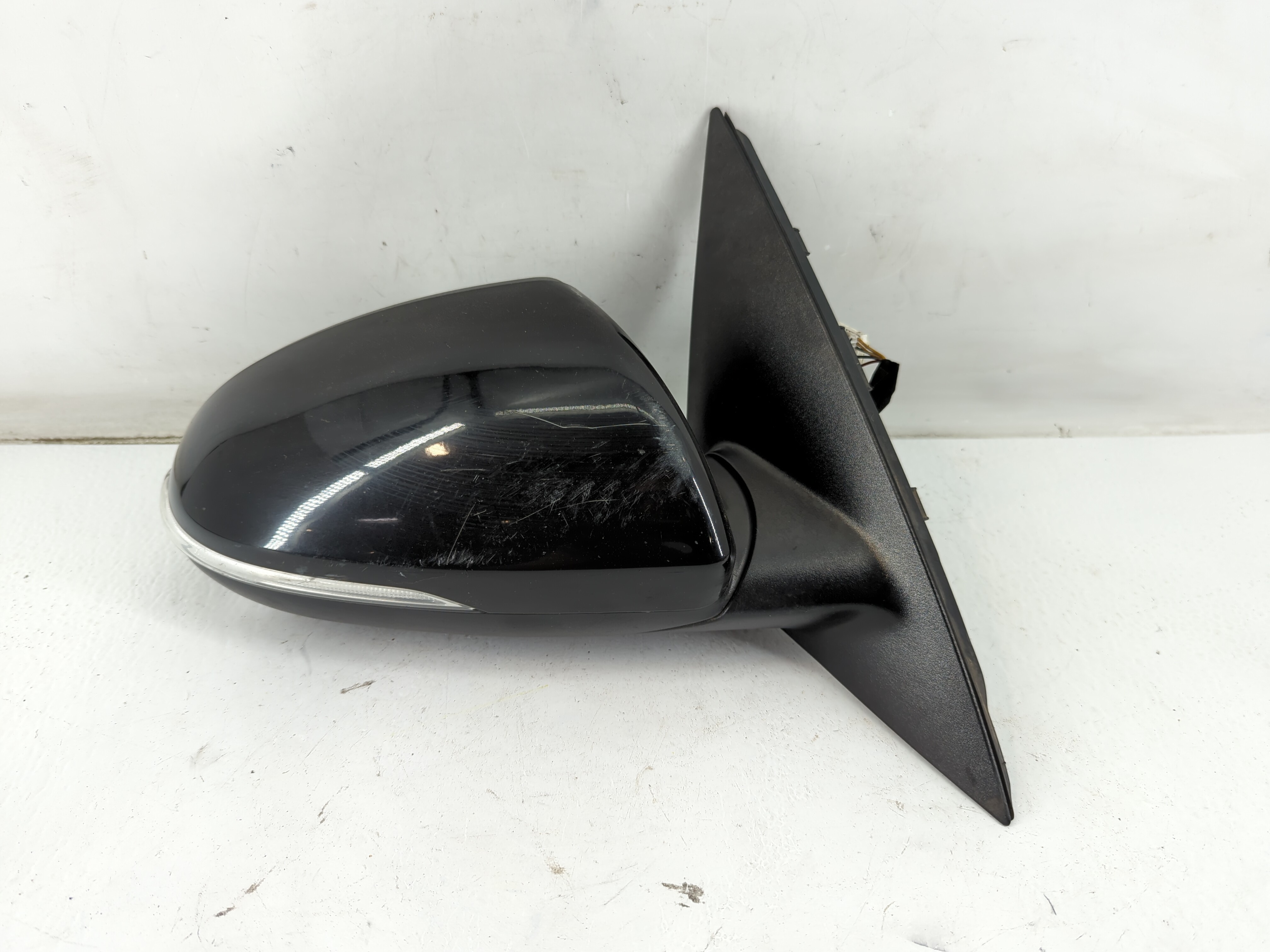 2016-2018 Kia Optima Passenger Right Side View Power Door Mirror Black 933611 - Oemusedautoparts1.com