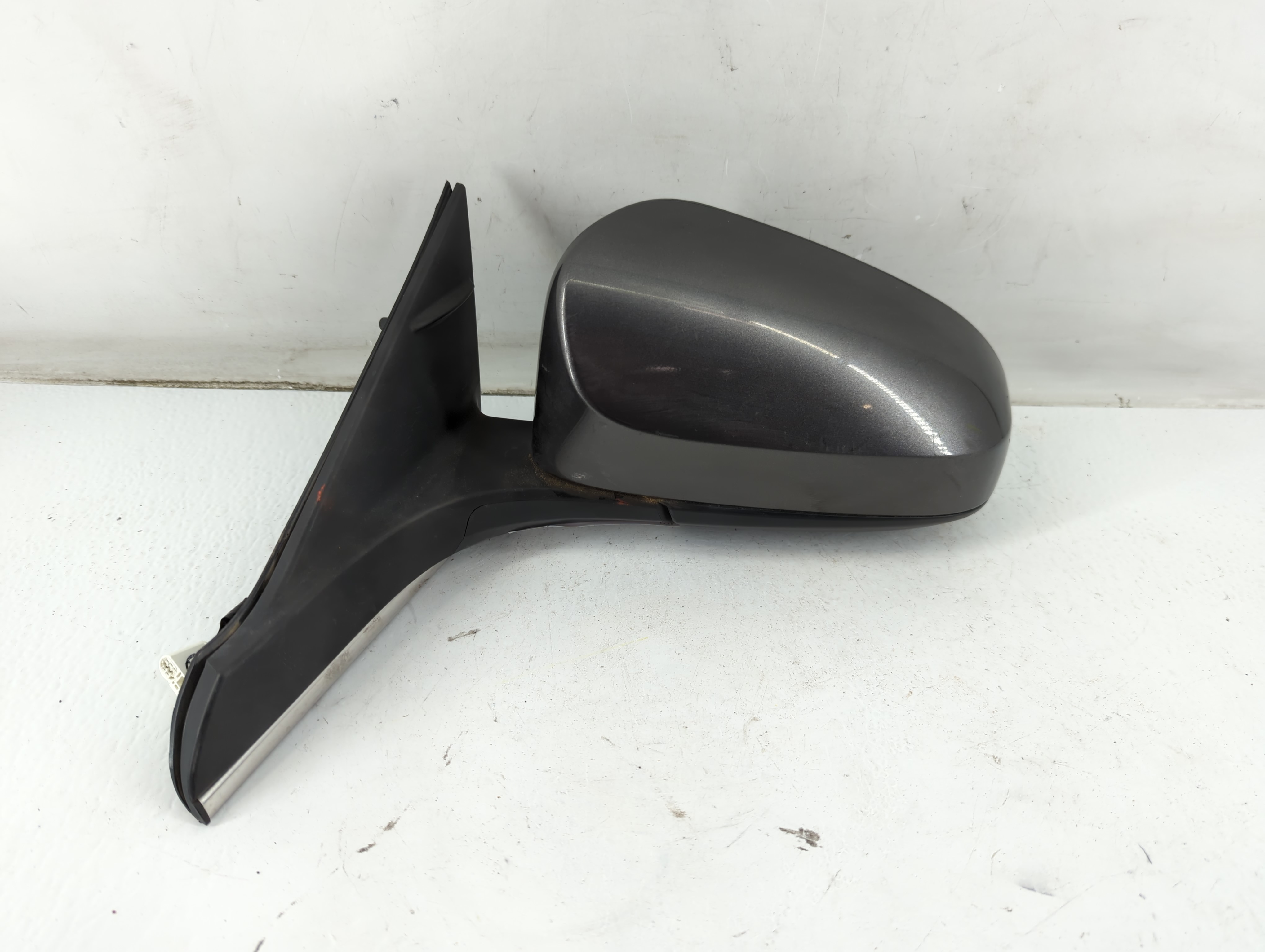 2015-2017 Toyota Camry Driver Left Side View Power Door Mirror Dark Gray 933614 - Oemusedautoparts1.com