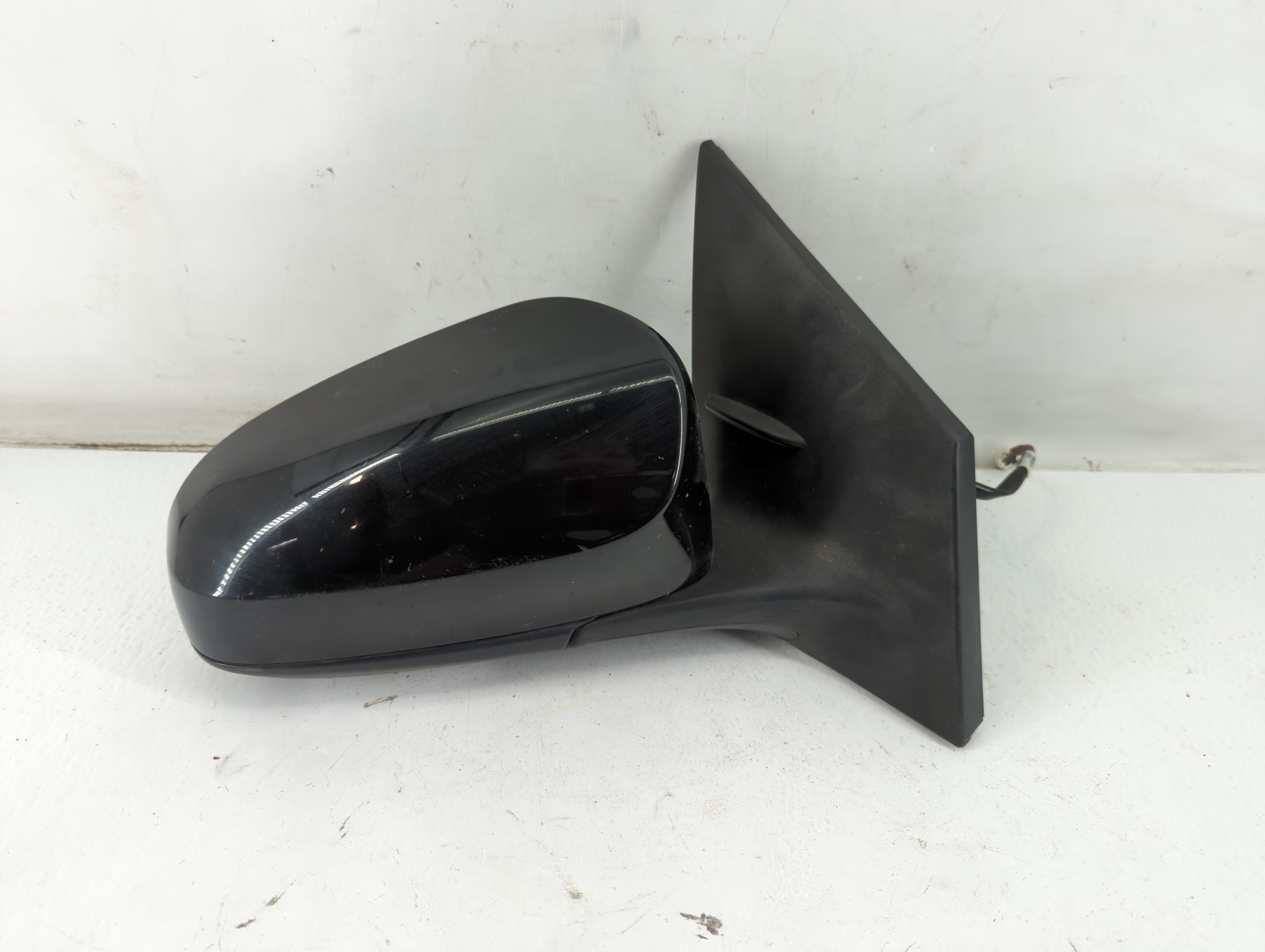 2014-2019 Toyota Corolla Passenger Right Side View Power Door Mirror 933625 - Oemusedautoparts1.com