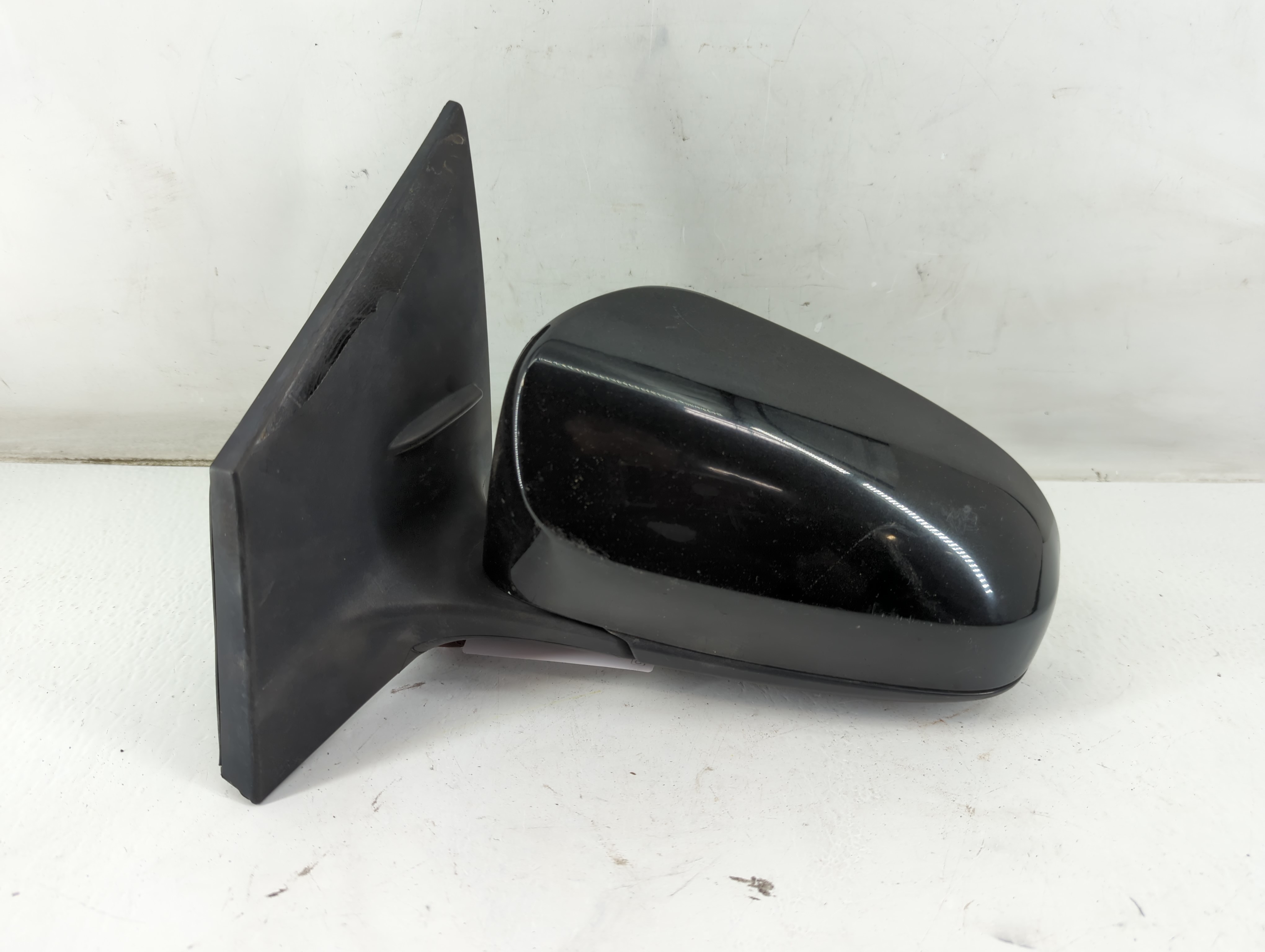 2014-2019 Toyota Corolla Driver Left Side View Power Door Mirror Black 933634 - Oemusedautoparts1.com