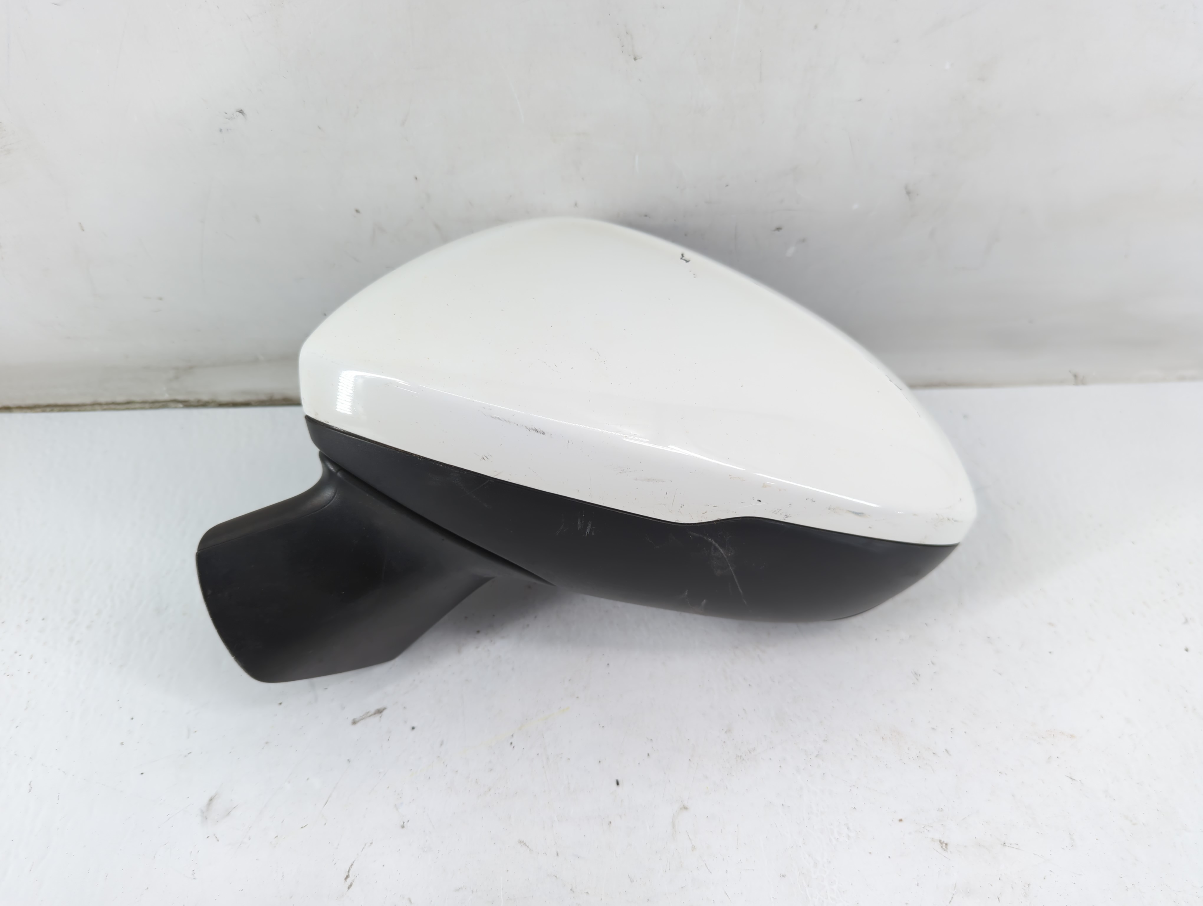 Picture of 2016-2019 Chevrolet Cruze Driver Left Side View Power Door Mirror White 933645