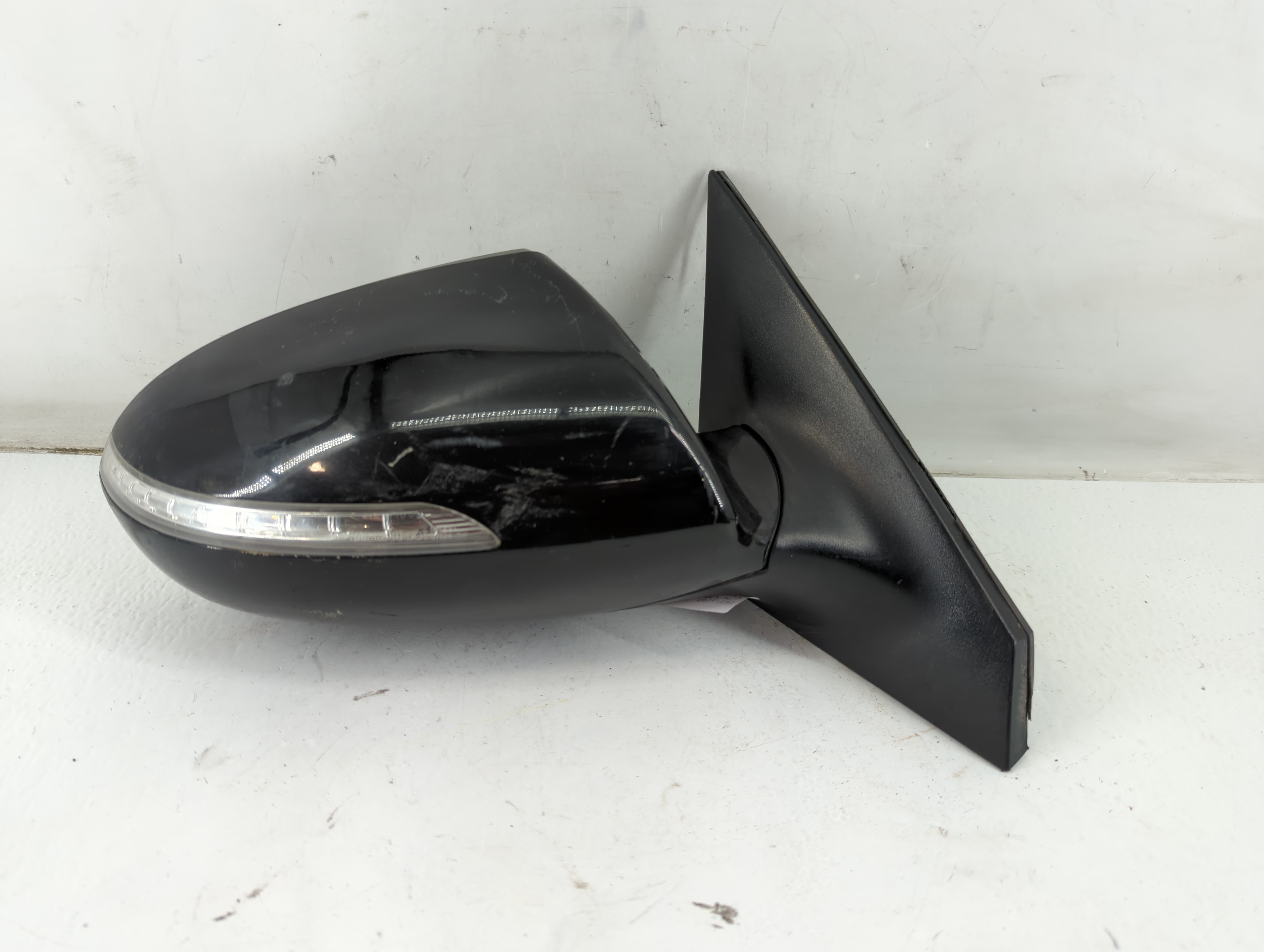 2011-2012 Kia Sportage Passenger Right Side View Power Door Mirror Black 933652 - Oemusedautoparts1.com