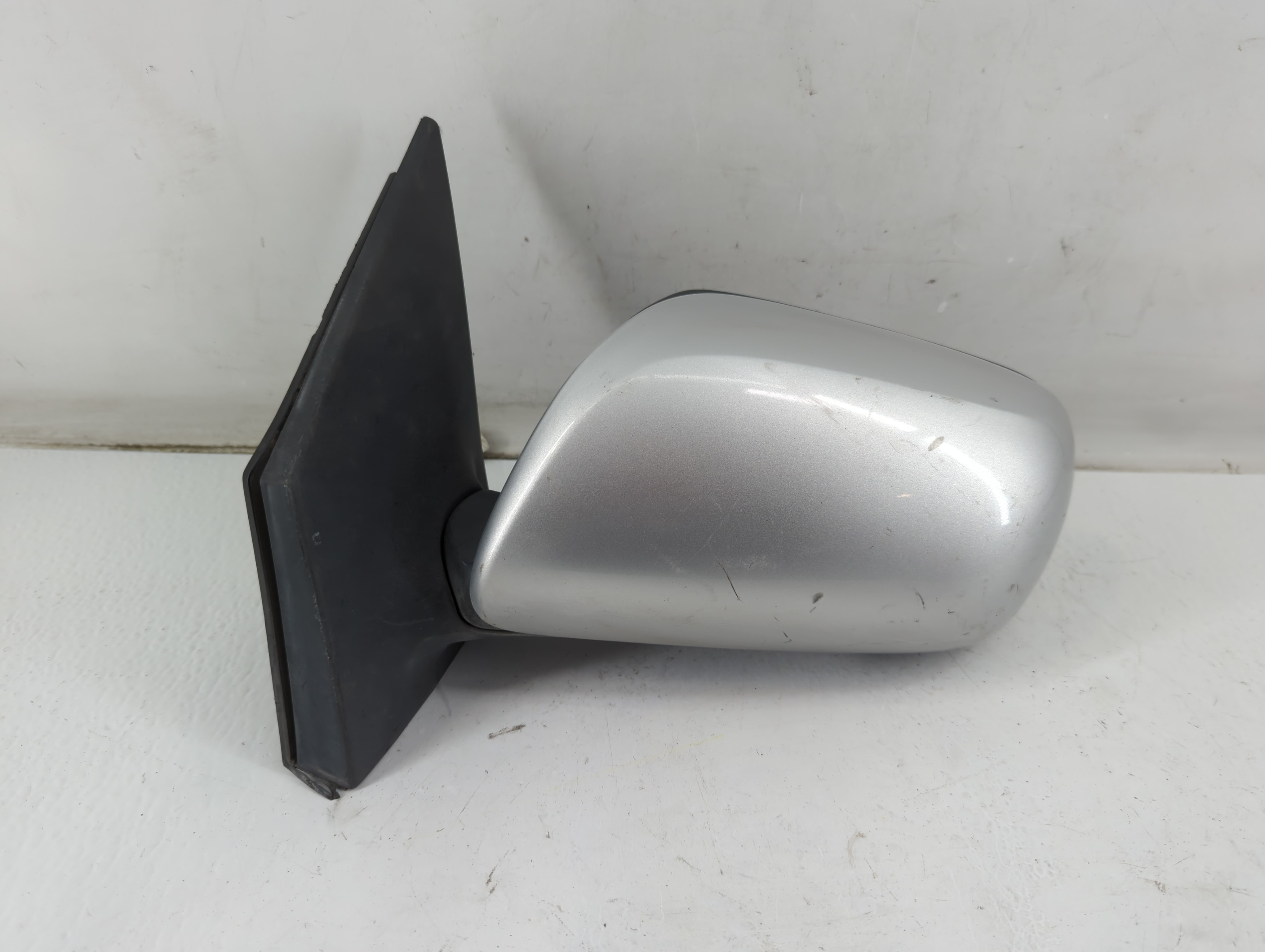 2009-2013 Toyota Corolla Driver Left Side View Power Door Mirror Silver 933663 - Oemusedautoparts1.com