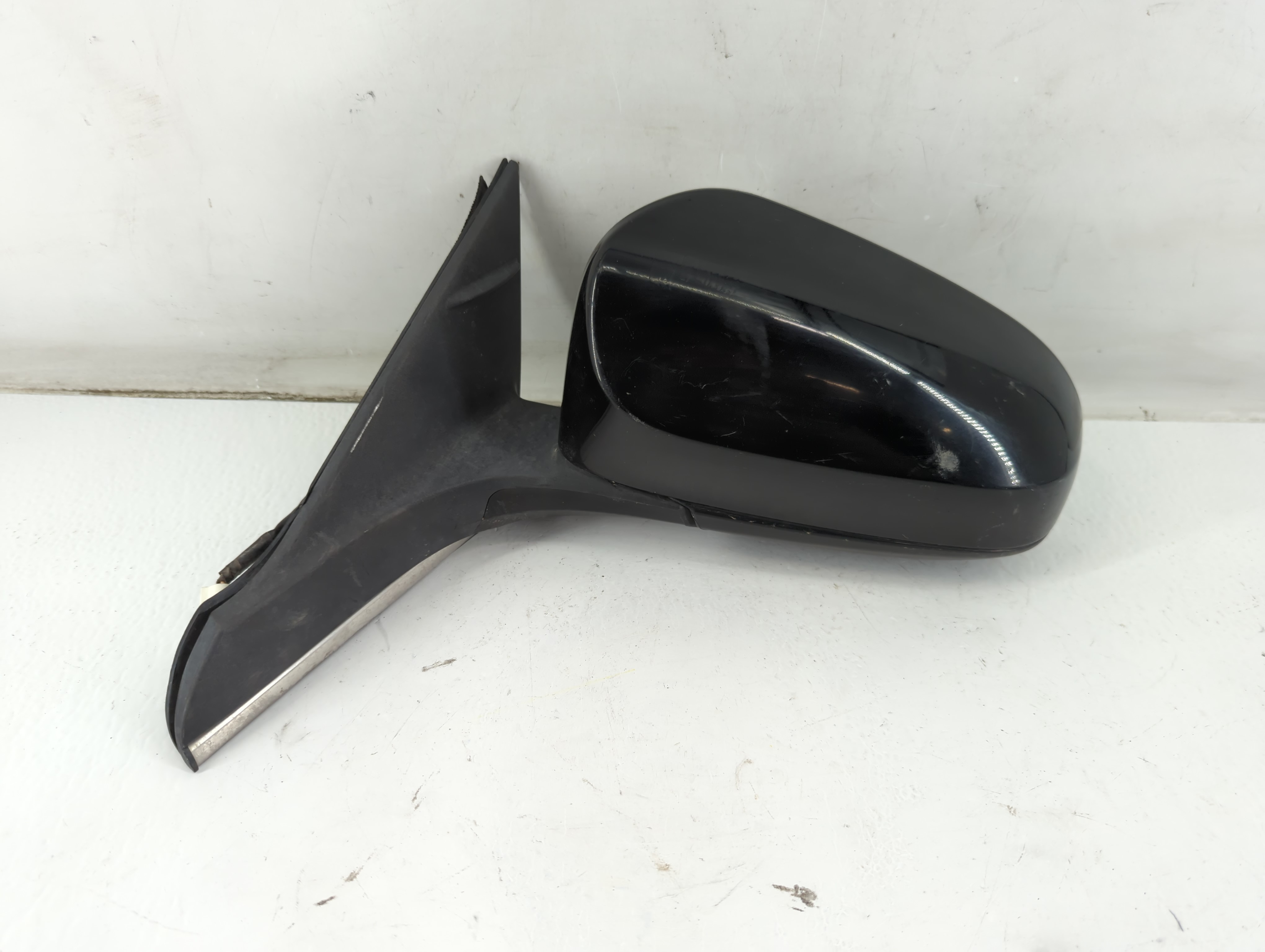 2015-2017 Toyota Camry Driver Left Side View Power Door Mirror Black 933664 - Oemusedautoparts1.com