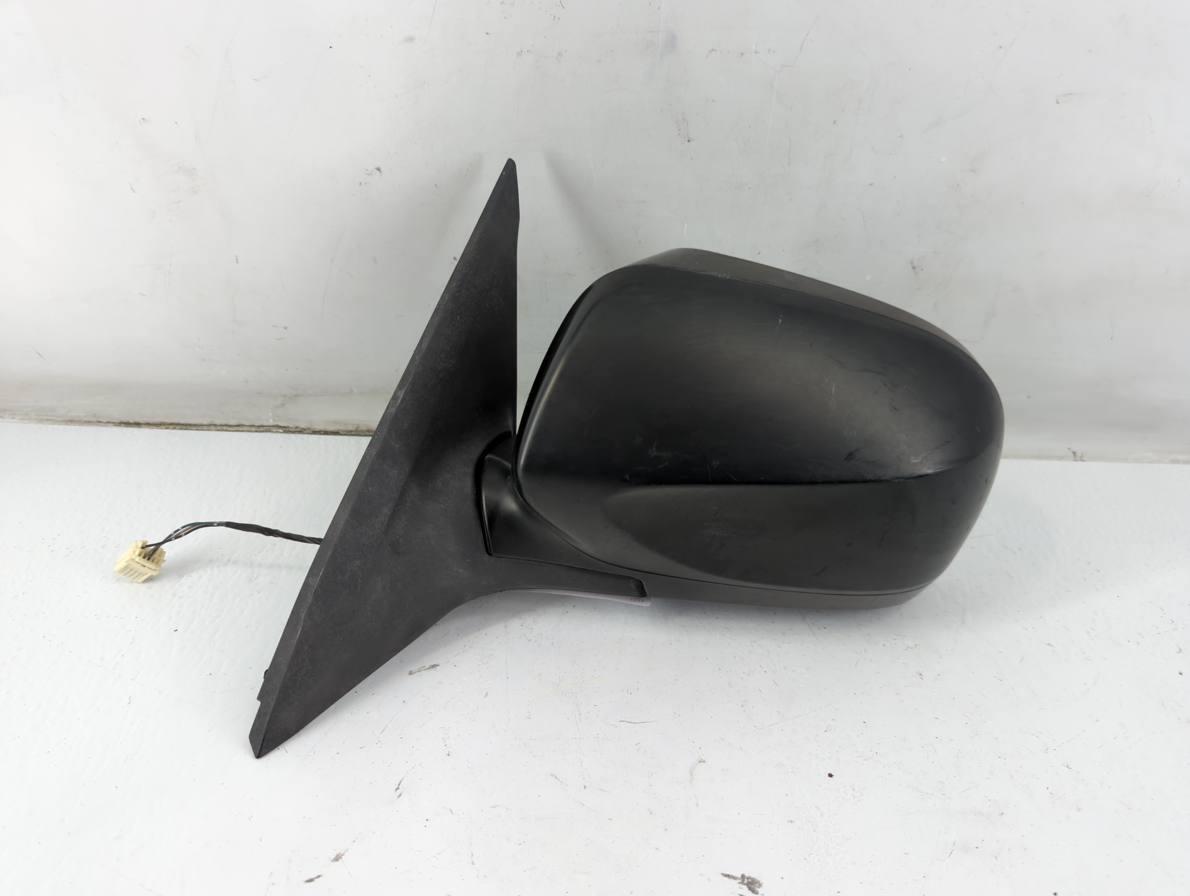 2011 Subaru Forester Driver Left Side View Power Door Mirror Black 933670 - Oemusedautoparts1.com
