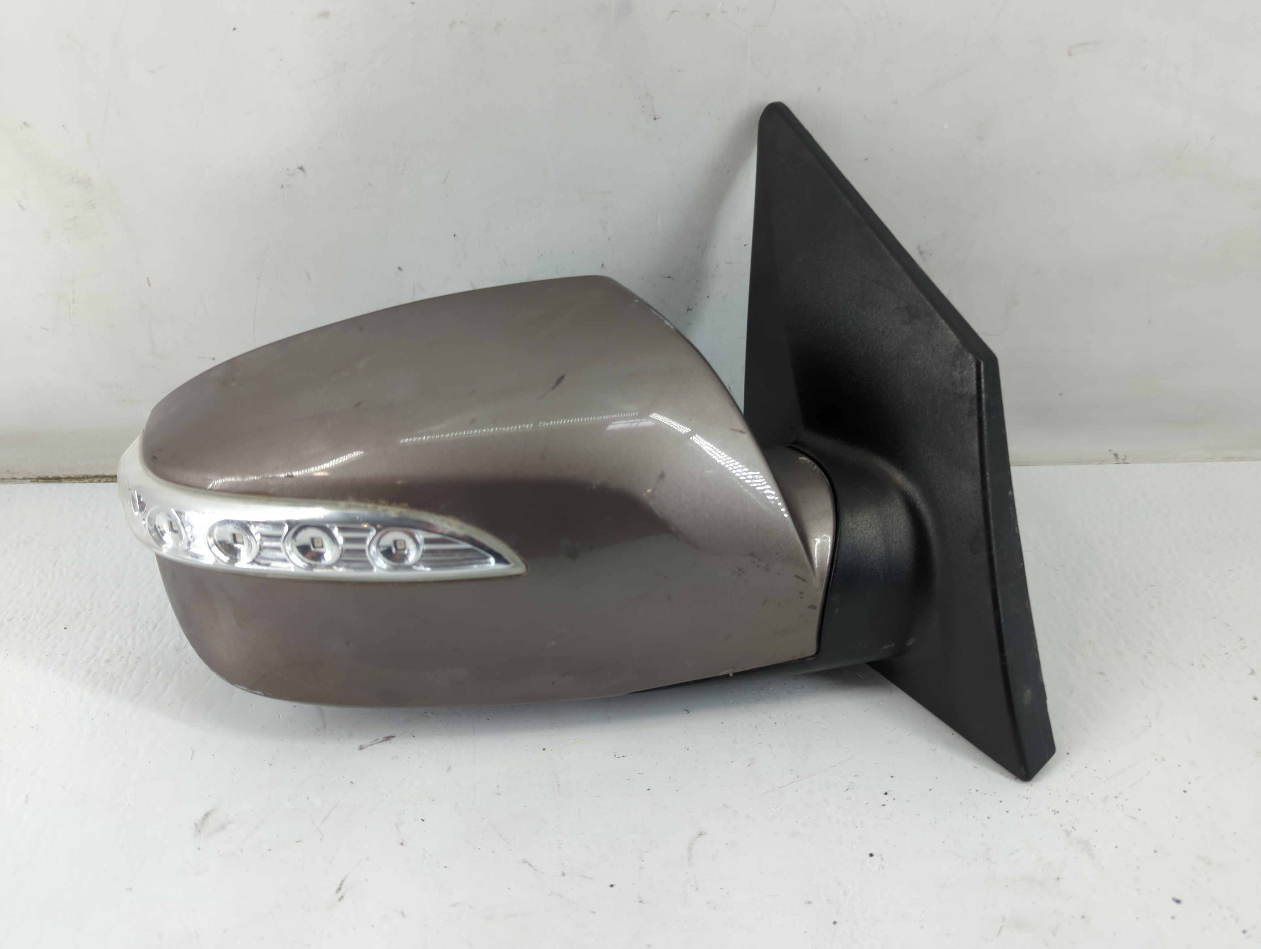 2010-2016 Hyundai Tucson Passenger Right Side View Power Door Mirror Grey 933684 - Oemusedautoparts1.com