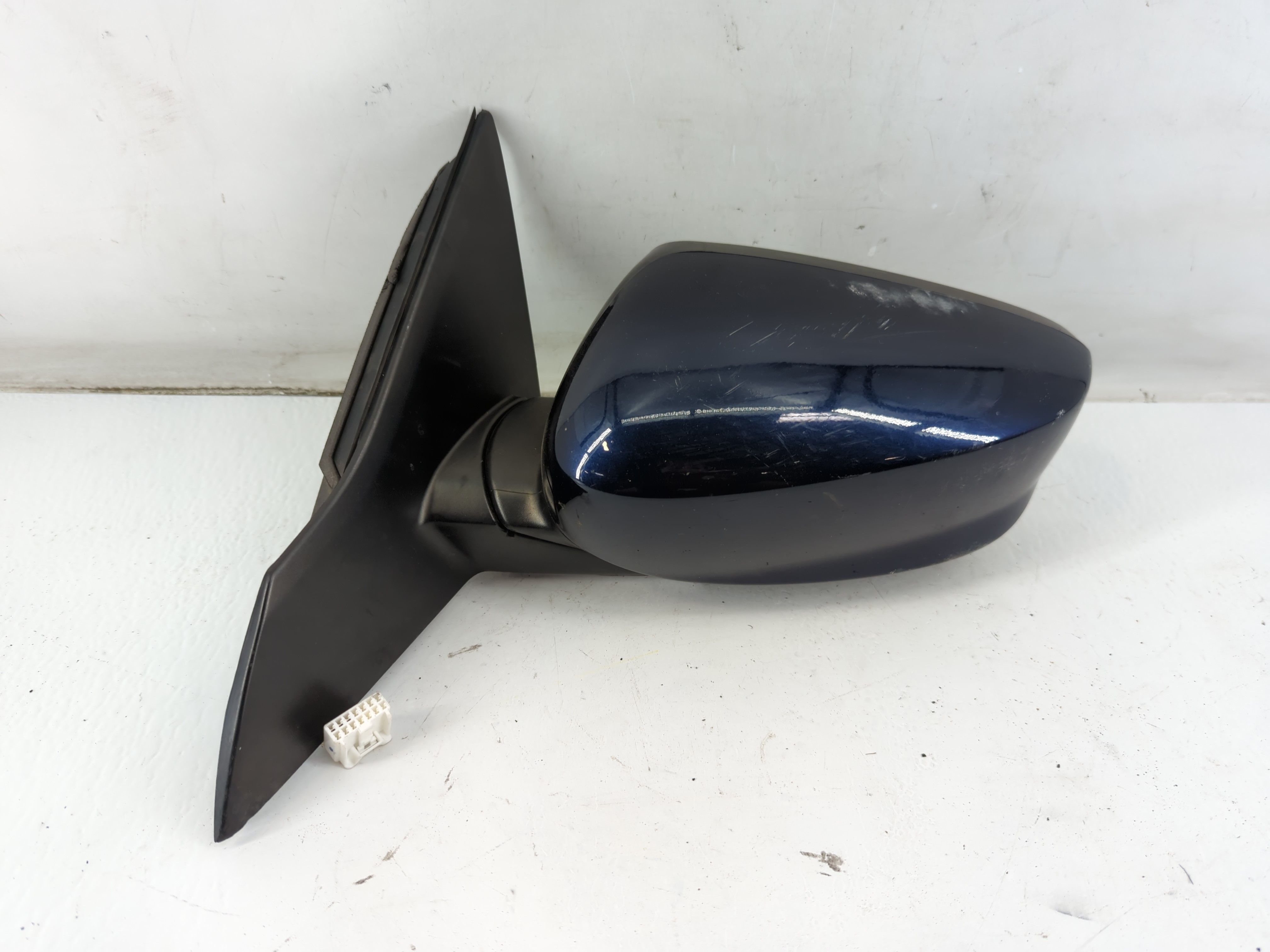 2013-2017 Honda Accord Driver Left Side View Power Door Mirror Blue 933686 - Oemusedautoparts1.com