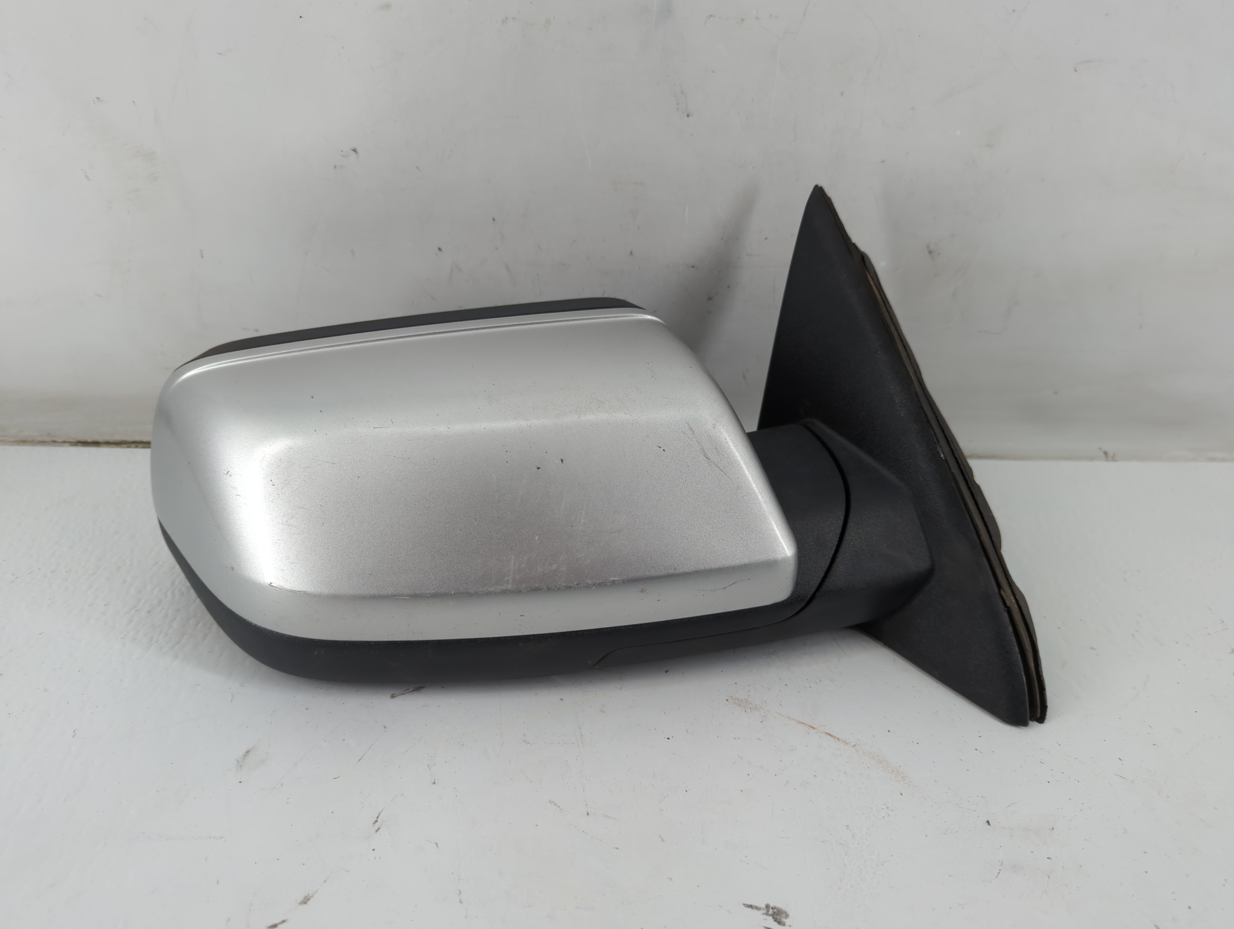 Picture of 2013-2019 Ford Flex Passenger Right Side View Power Door Mirror Silver 933688