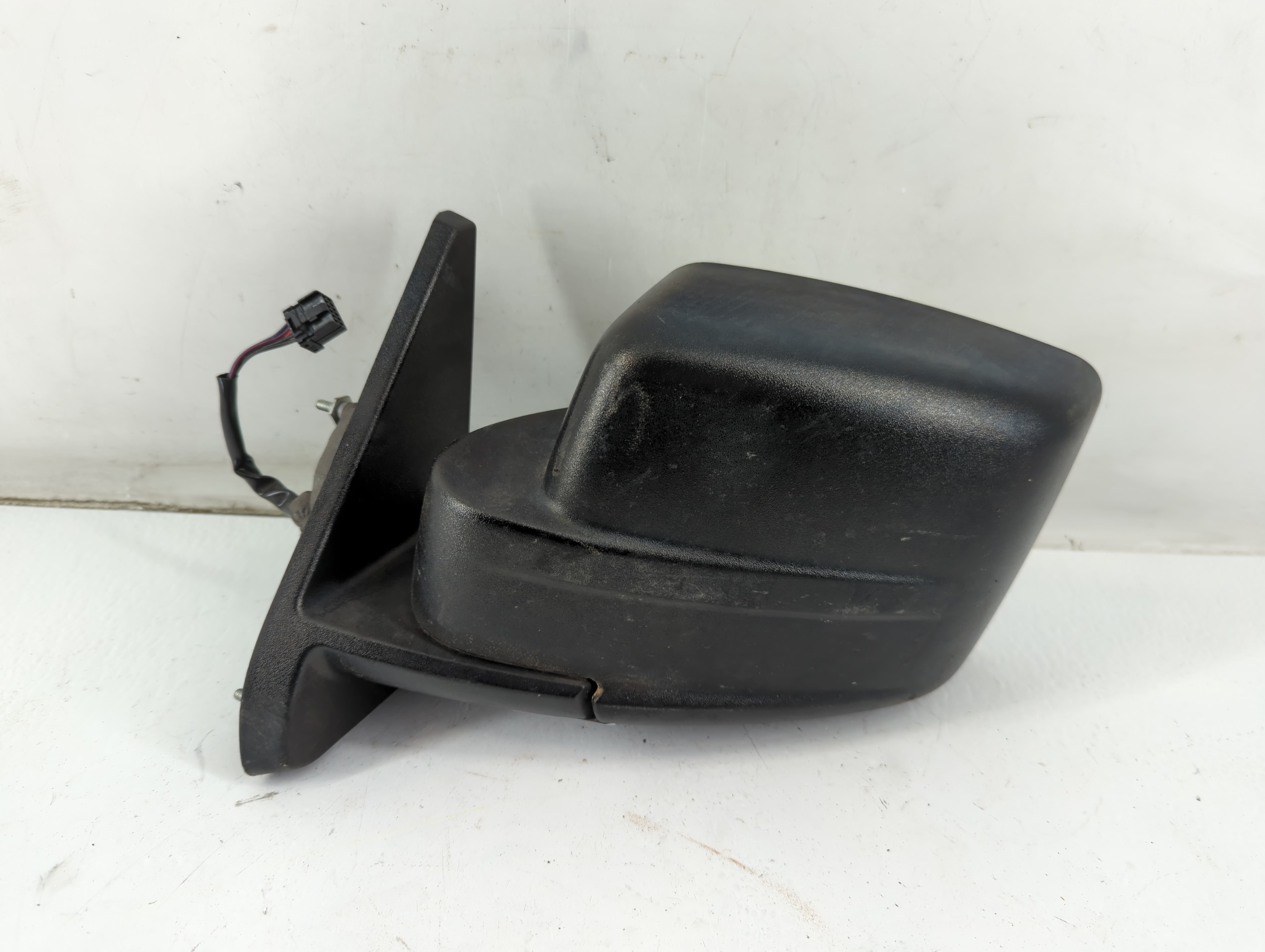 2007-2012 Jeep Patriot Driver Left Side View Power Door Mirror Black 933689 - Oemusedautoparts1.com