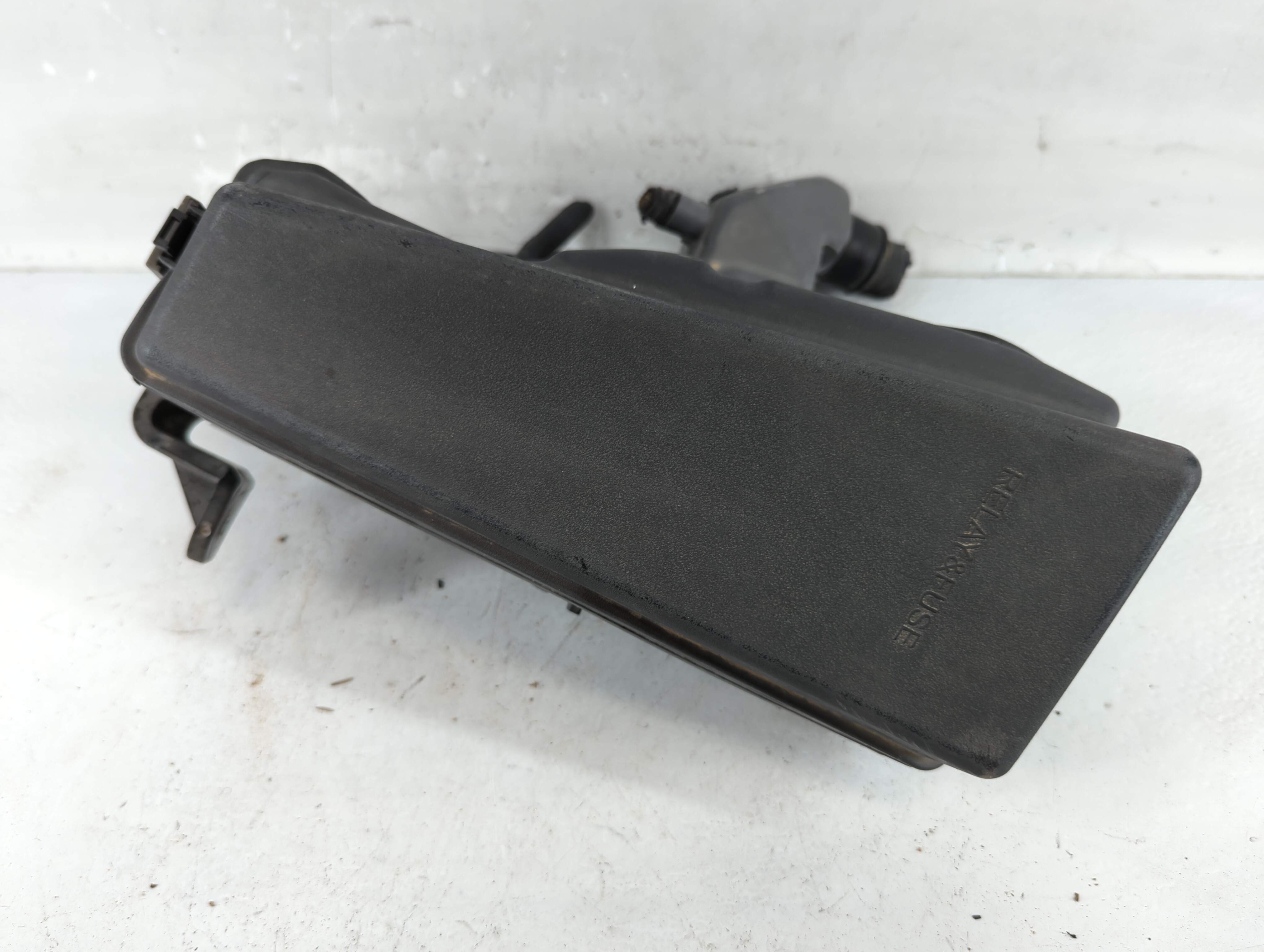 2012-2017 Toyota Camry Fusebox Fuse Box Relay Module 82720-333aa0 933715 - Oemusedautoparts1.com