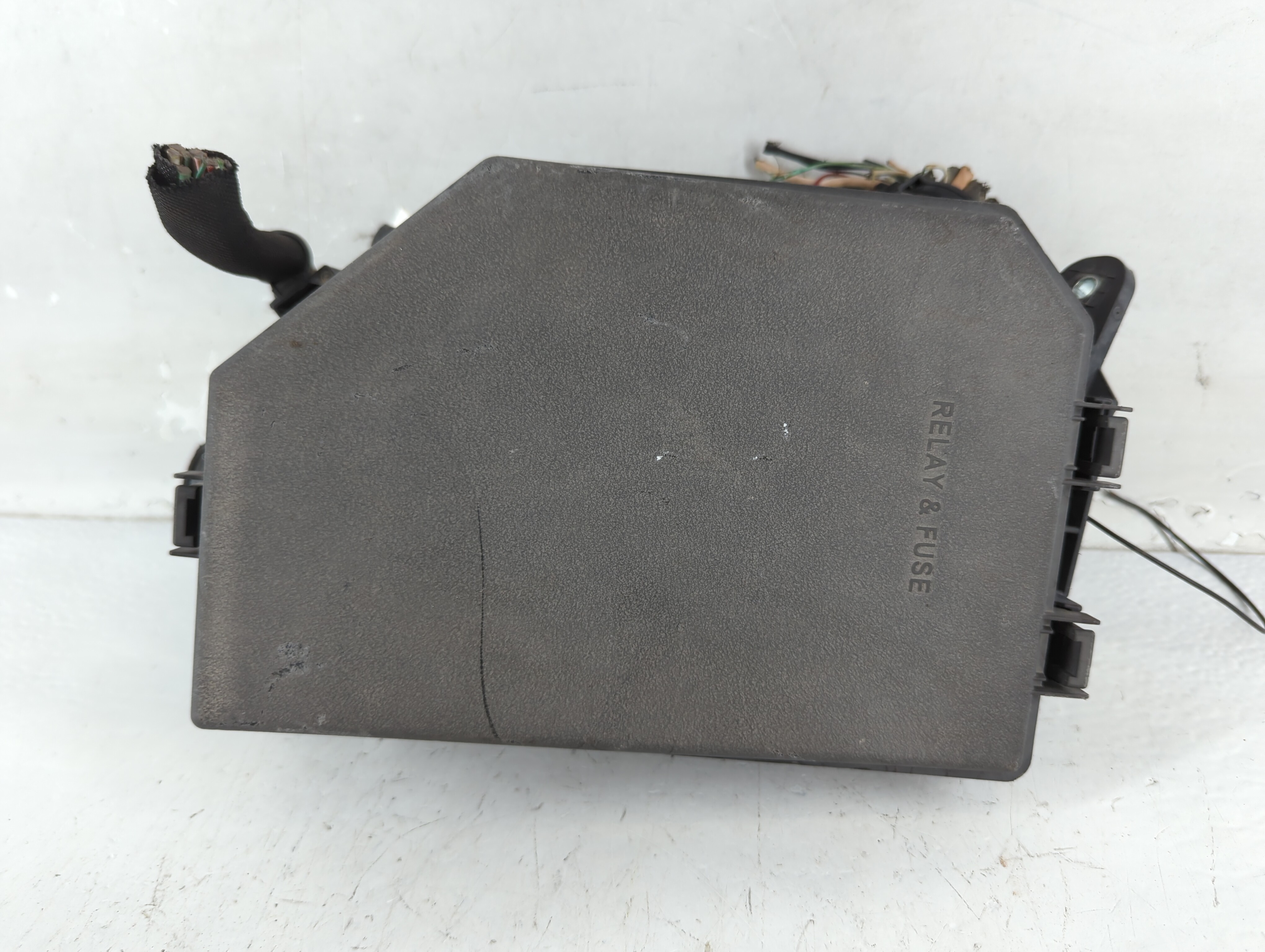 2019-2022 Toyota Corolla Fusebox Fuse Box Relay Module 82641-47050-a 933726 - Oemusedautoparts1.com